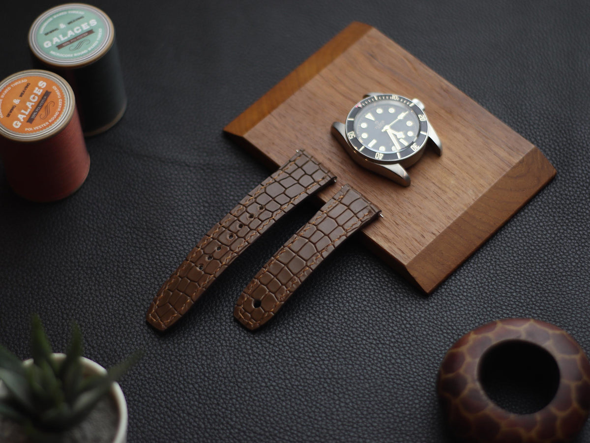 SEPIA BROWN (BROWN) - FULL STITCHED WATCH STRAPS grip