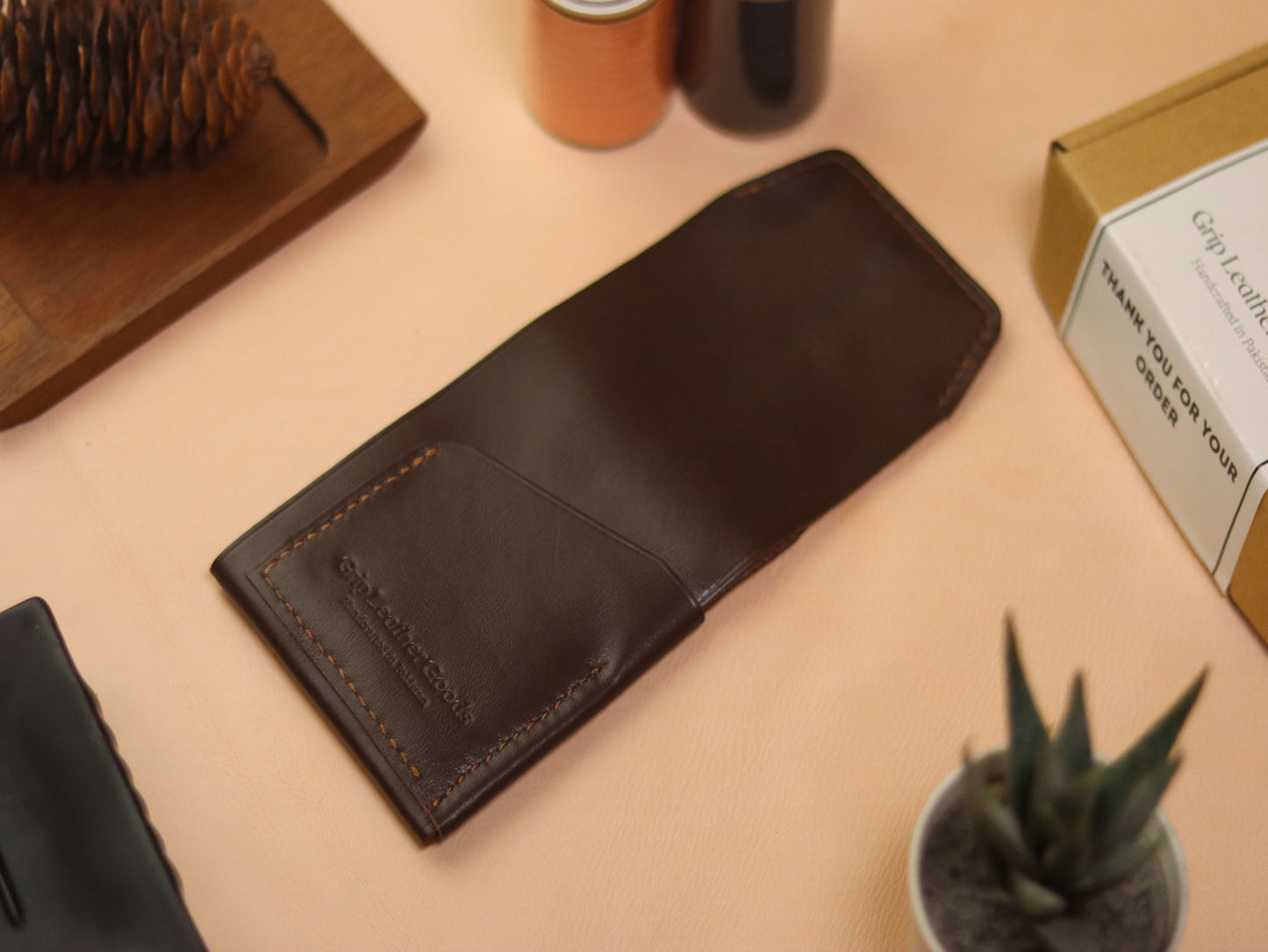 CARVES MINI SMART WALLET DARK BROWN