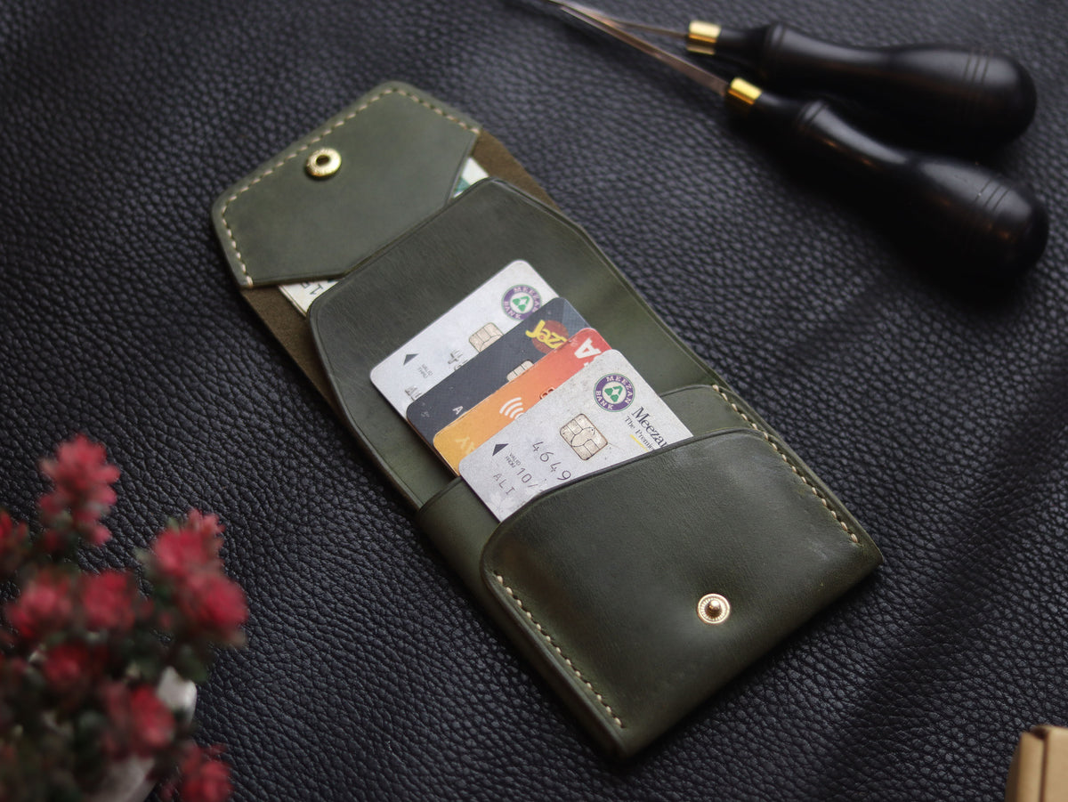 CARVES MINI SMART WALLET EMERALD GREEN GRIP LEATHER GOODS