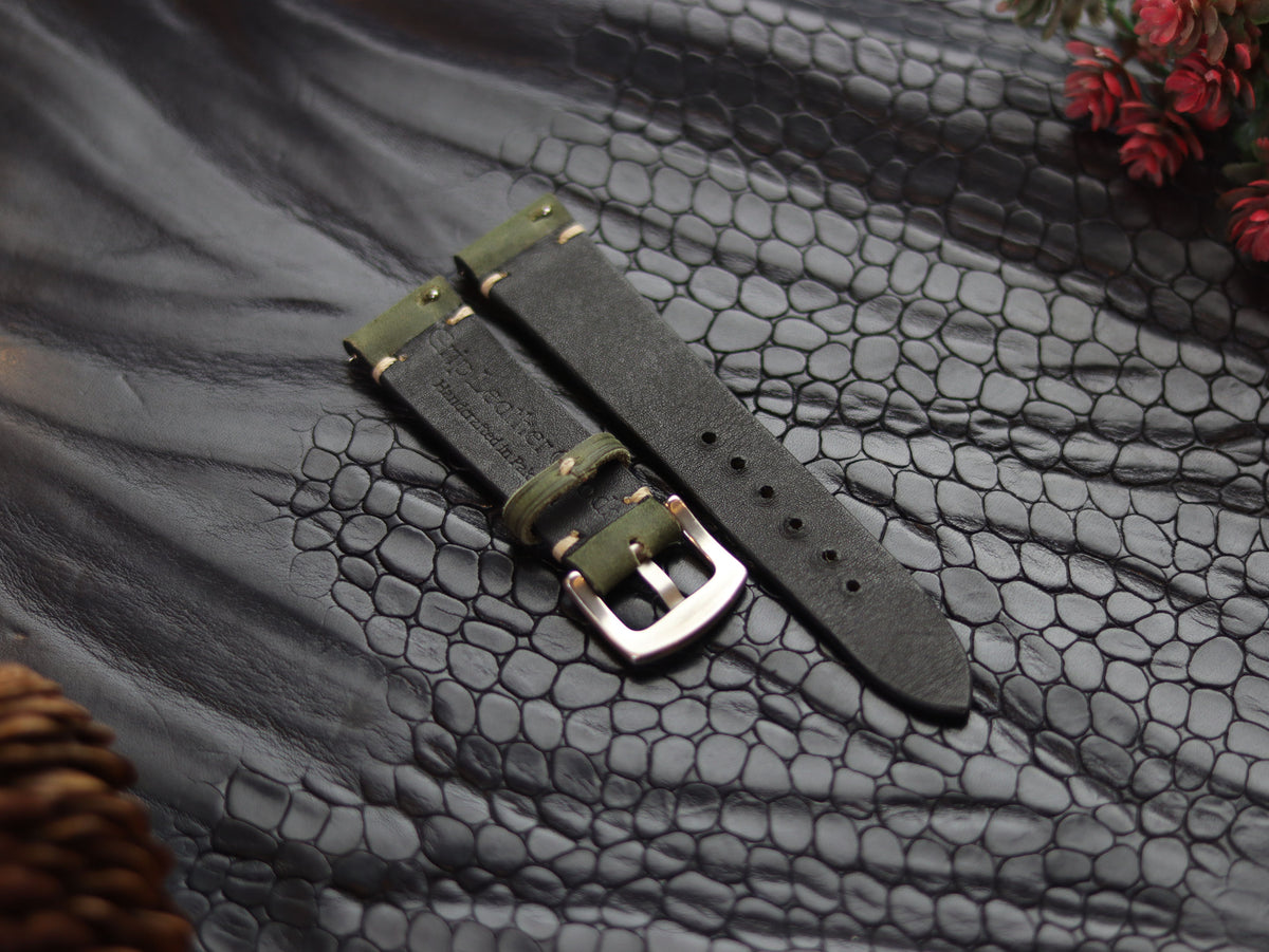 LEATHER STRAPS EMERALD GREEN (BEACH) MINIMAL STITCHED GRIP LEATHER GOODS