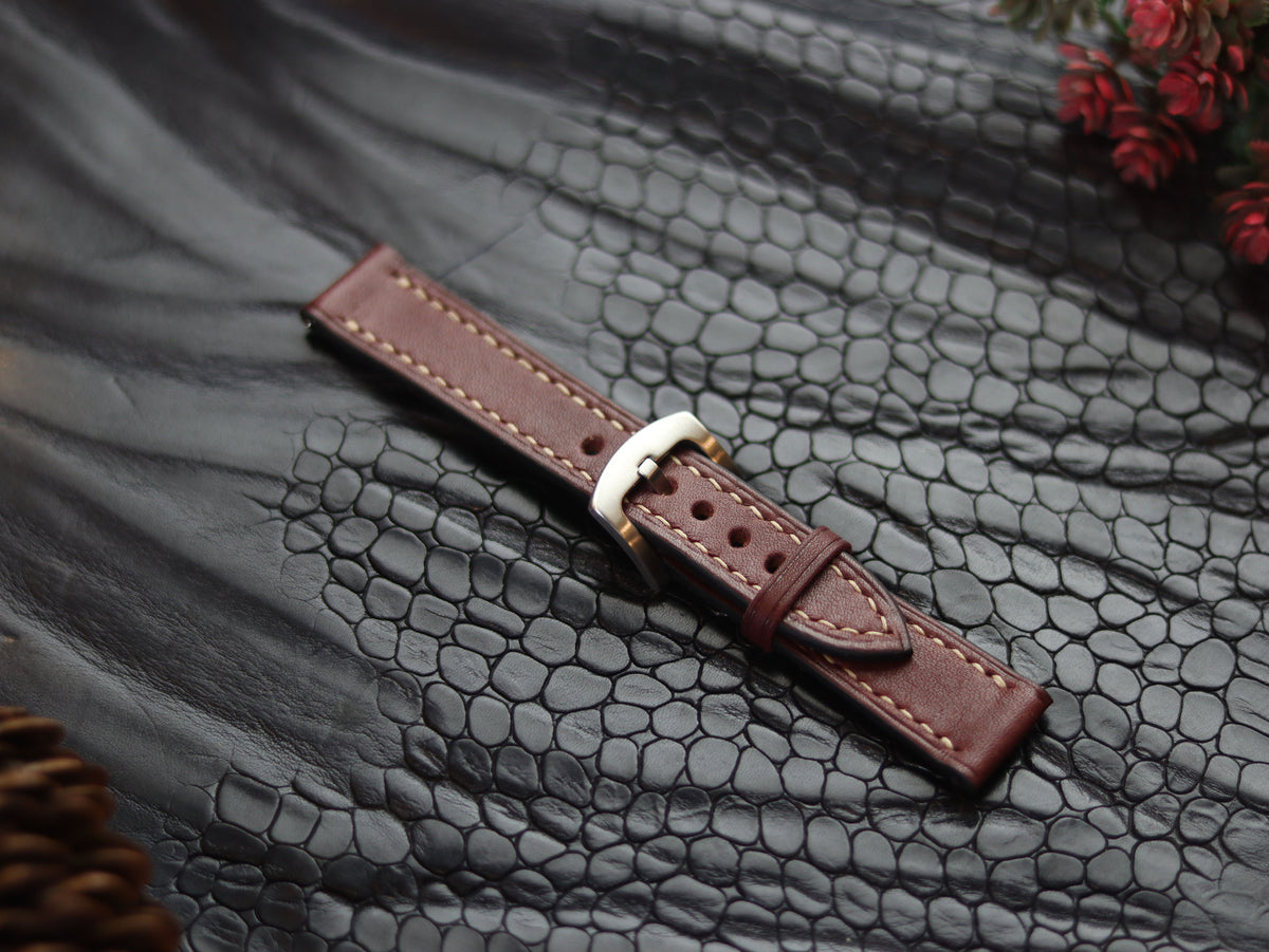 LEATHER STRAPS VINTAGE RED (BEACH) FULL STITCHED GRIP LEATHER GOODS