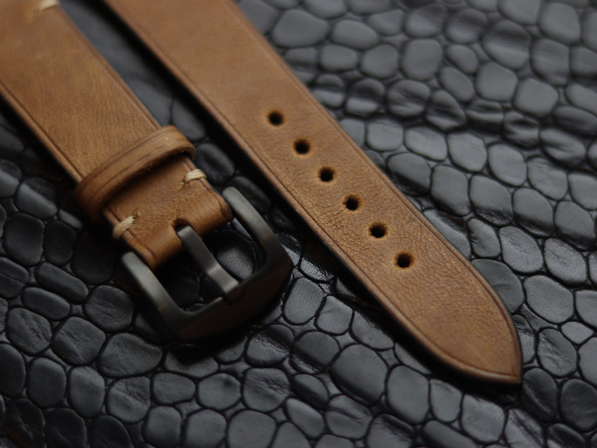 LEATHER STRAPS PEBBLE BROWN (BEACH) MINIMAL STITCHED GRIP LEATHER GOODS
