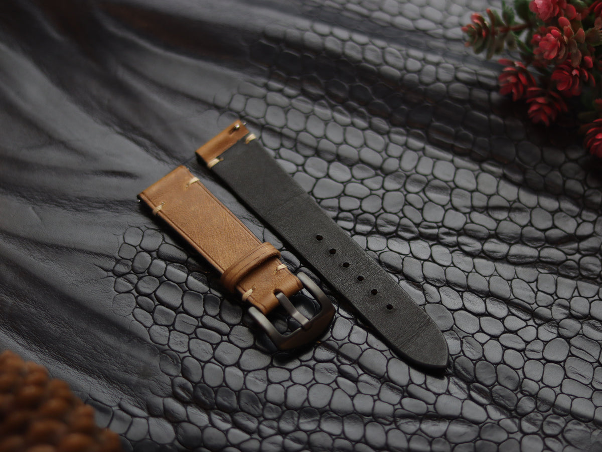LEATHER STRAPS PEBBLE BROWN (BEACH) MINIMAL STITCHED GRIP LEATHER GOODS