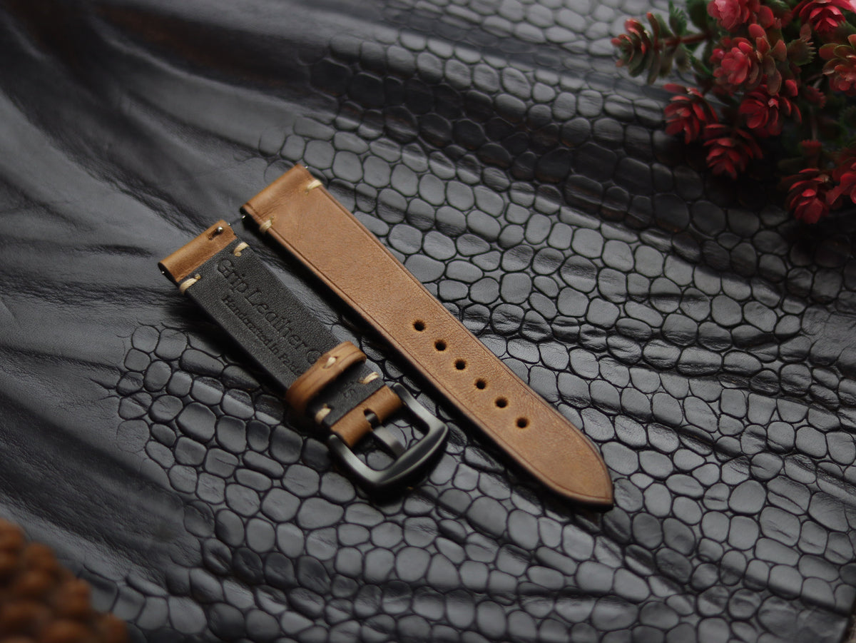 LEATHER STRAPS PEBBLE BROWN (BEACH) MINIMAL STITCHED GRIP LEATHER GOODS