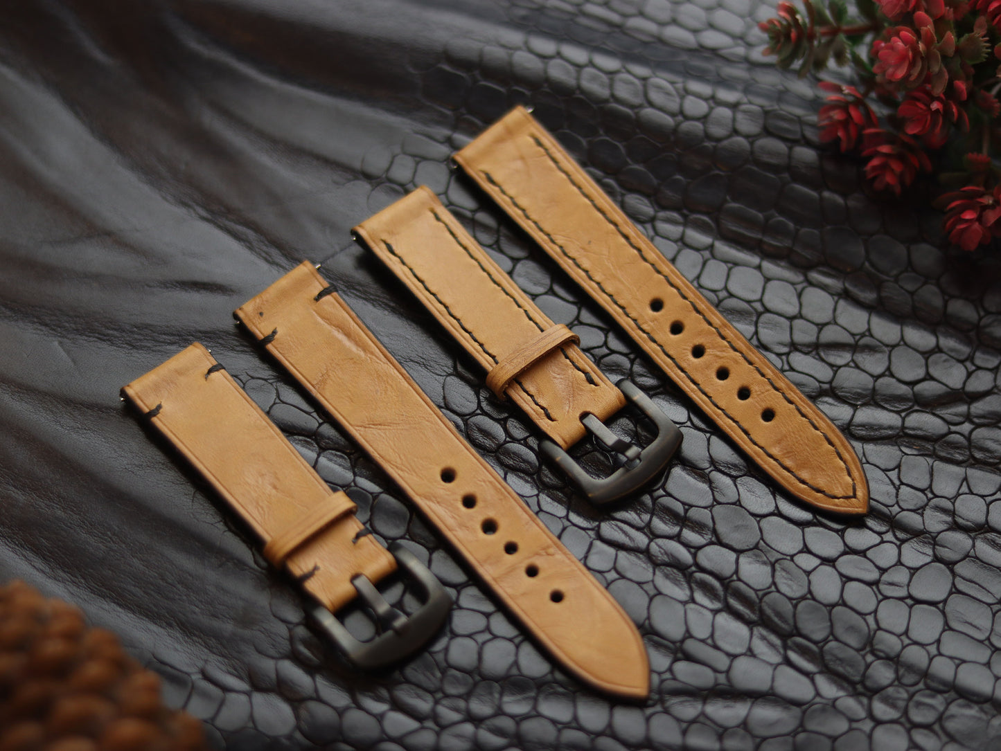 LEATHER STRAPS CLASSIC OAK (BLACK) FULL STITCHED GRIP LEATHER GOODS