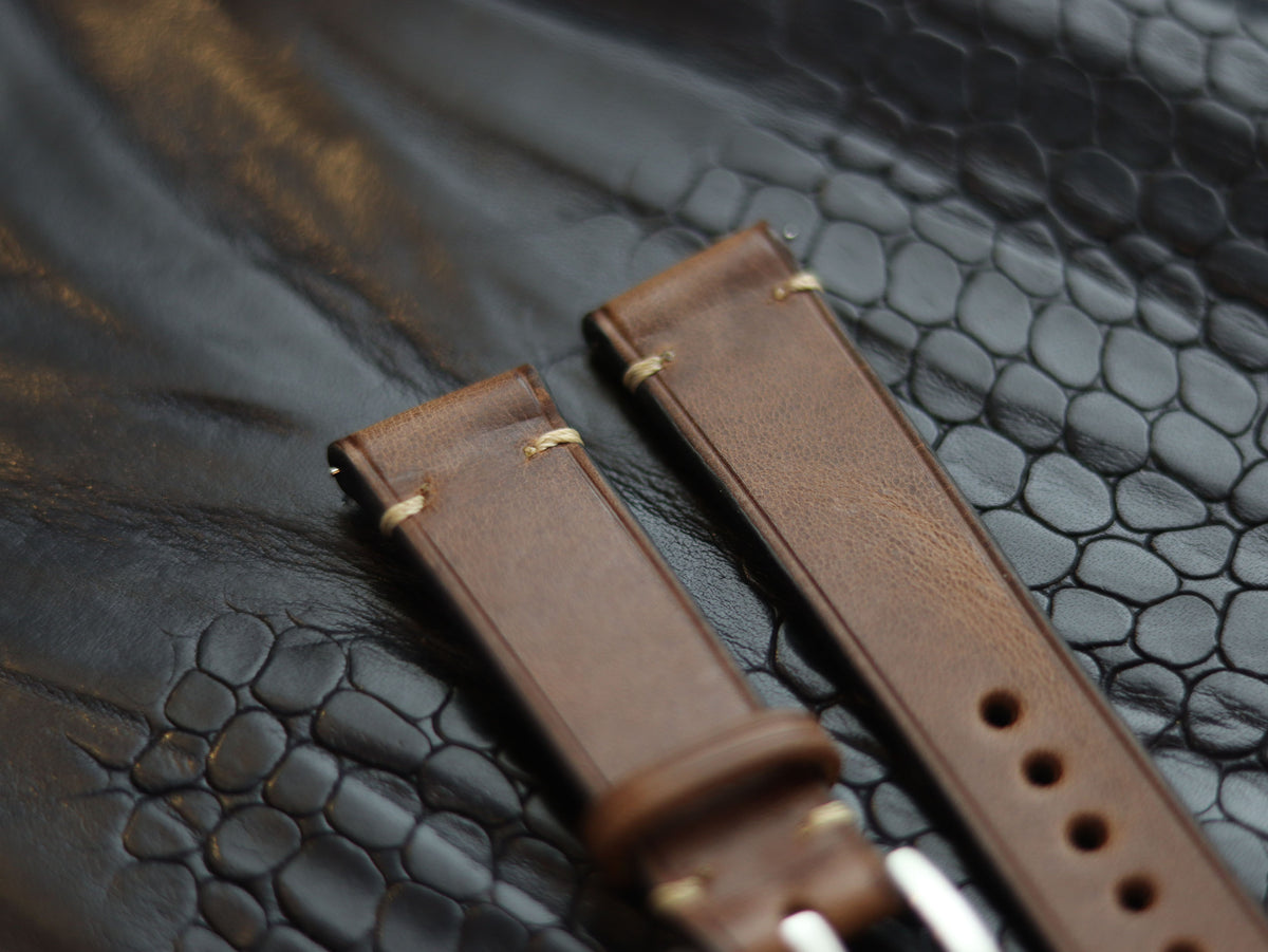 LEATHER STRAPS COFFEE BROWN (BEACH) MINIMAL STITCHED GRIP LEATHER GOODS