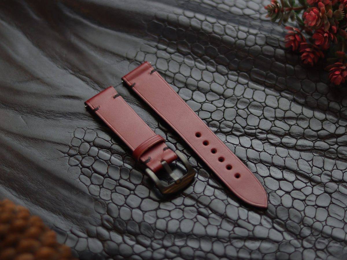 LEATHER STRAPS CRIMSON RED (BLACK) MINIMAL STITCHED GRIP LEATHER GOODS