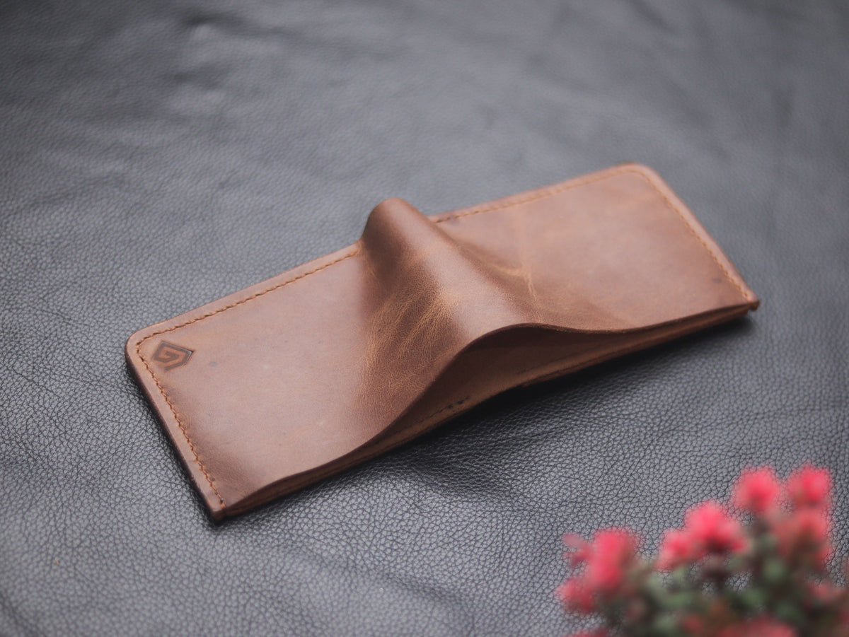"FORMAL" BI-FOLD WALLET COFFEE BROWN - grip