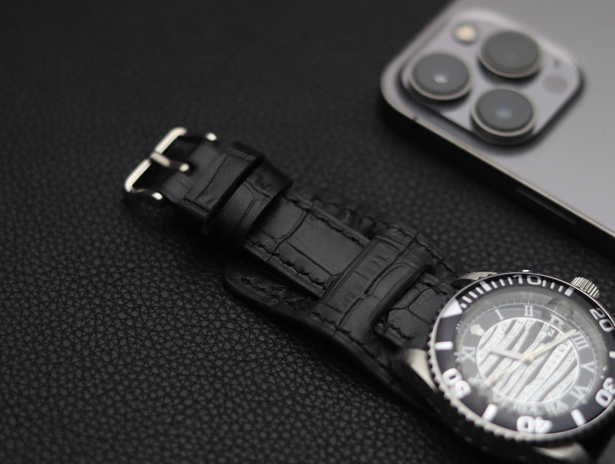 BASTIAN PREMIUM LEATHER CUFF STRAPS CROCODILE BLACK