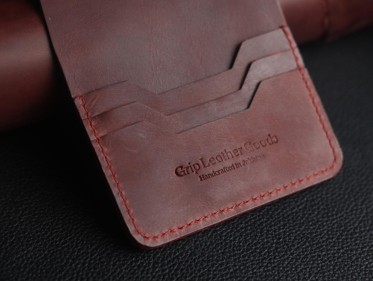 DEVINE CLASSIC LEATHER FLIP CARD HOLDER MARQUIS RED