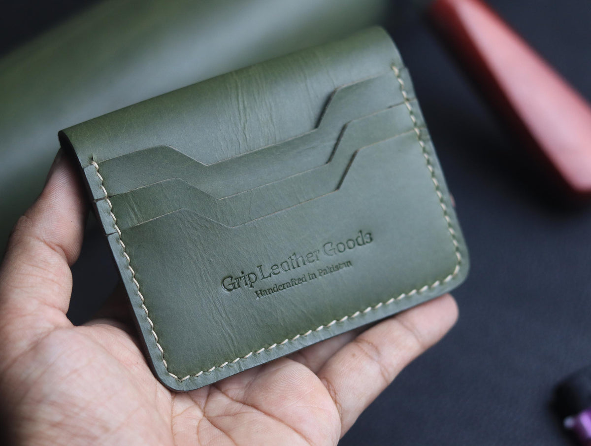 DEVINE CLASSIC LEATHER FLIP CARD HOLDER – OLIVE GREEN