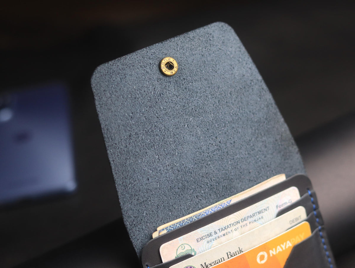DEVINE CLASSIC LEATHER FLIP CARD HOLDER – MIDNIGHT BLUE