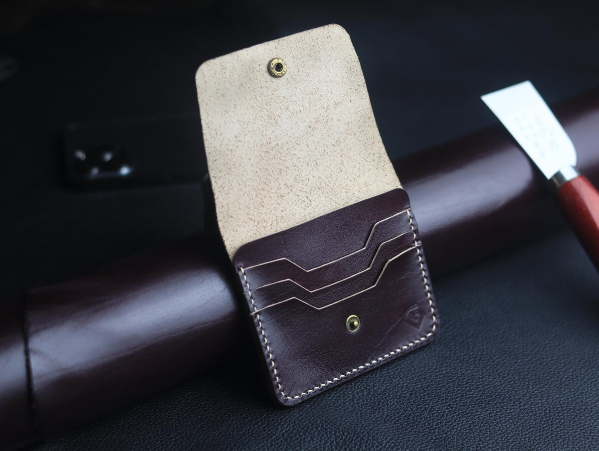 DEVINE CLASSIC LEATHER FLIP CARD HOLDER – WALNUT BROWN