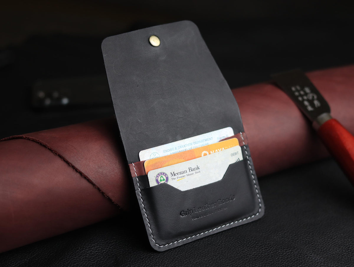 DEVINE CLASSIC LEATHER FLIP CARD HOLDER – CHARCOLE BLACK & MARQUIS RED