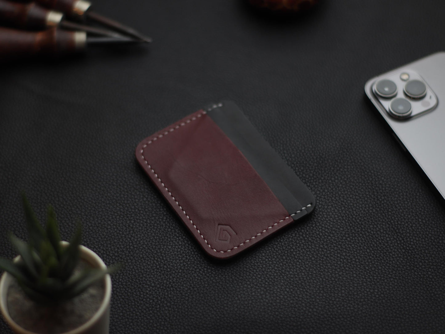 MINIMAL PROPER - ROYAL MAROON grip
