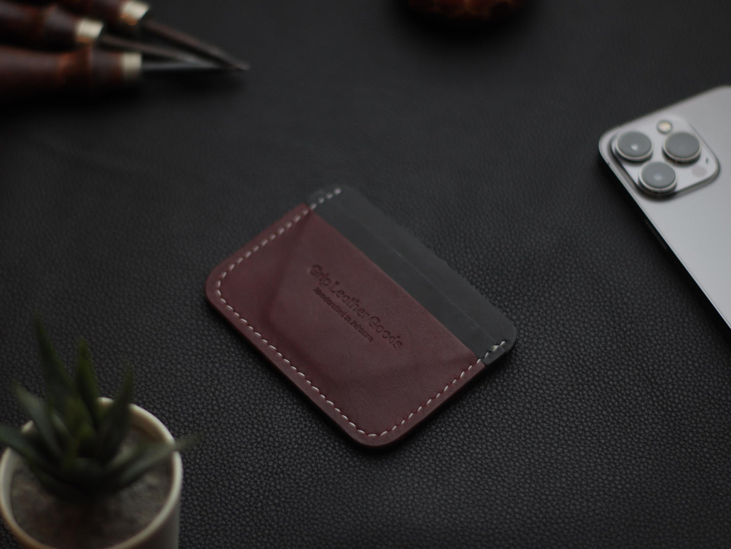 MINIMAL PROPER - ROYAL MAROON grip