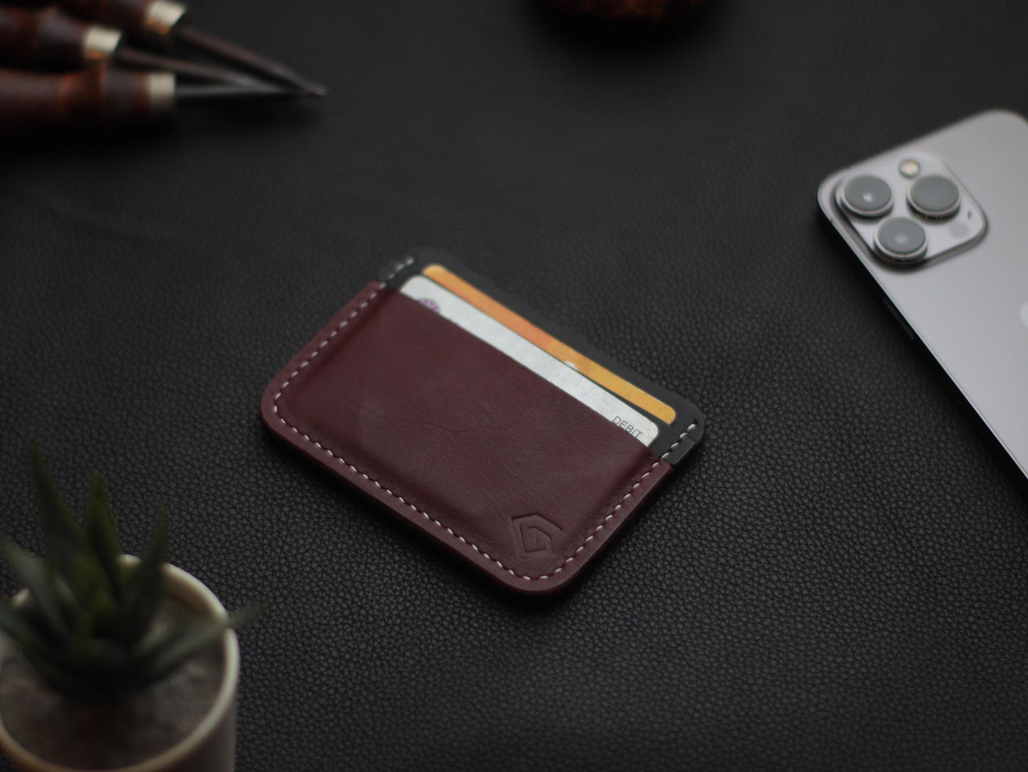 MINIMAL PROPER - ROYAL MAROON grip