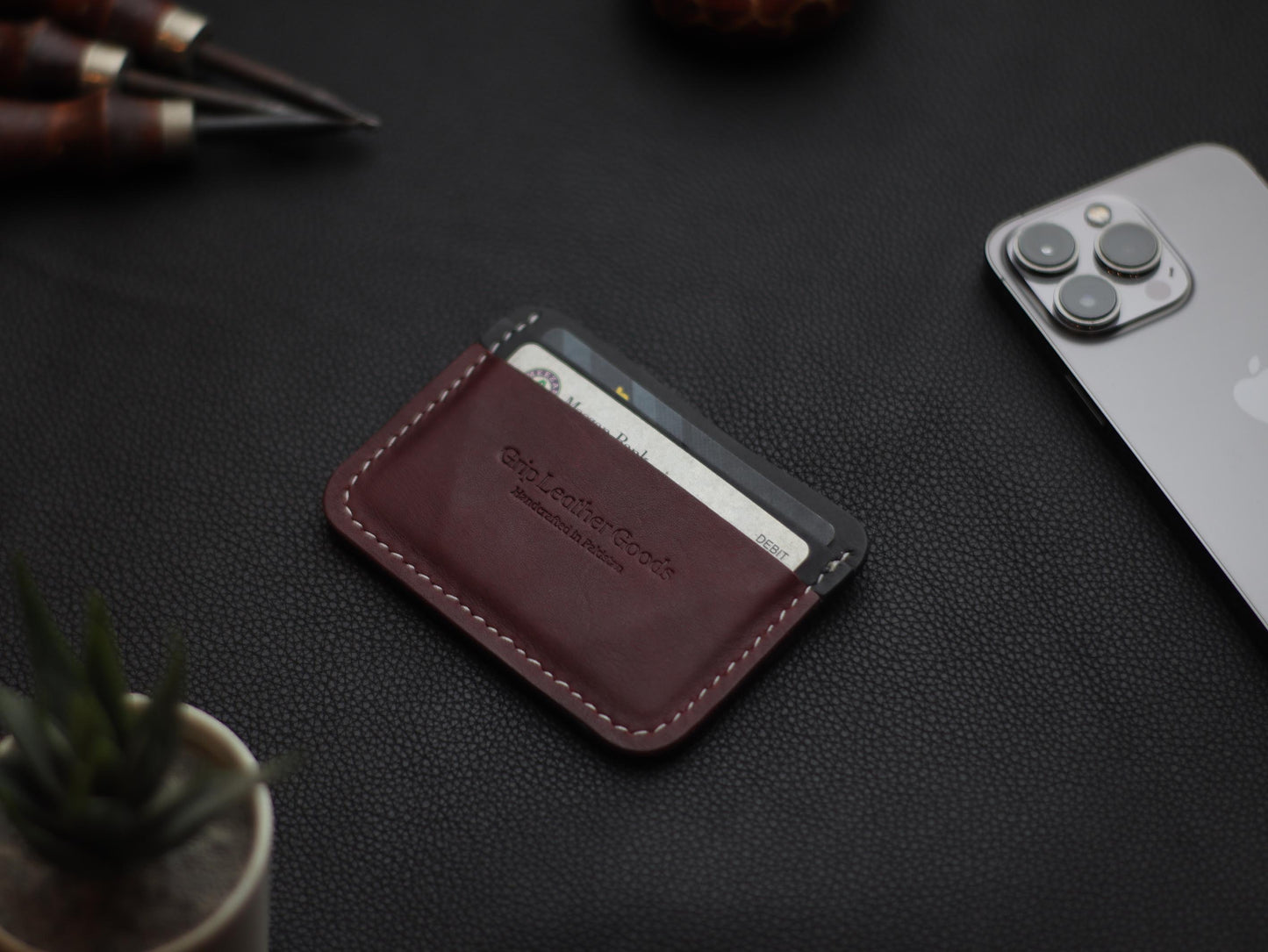 MINIMAL PROPER - ROYAL MAROON grip