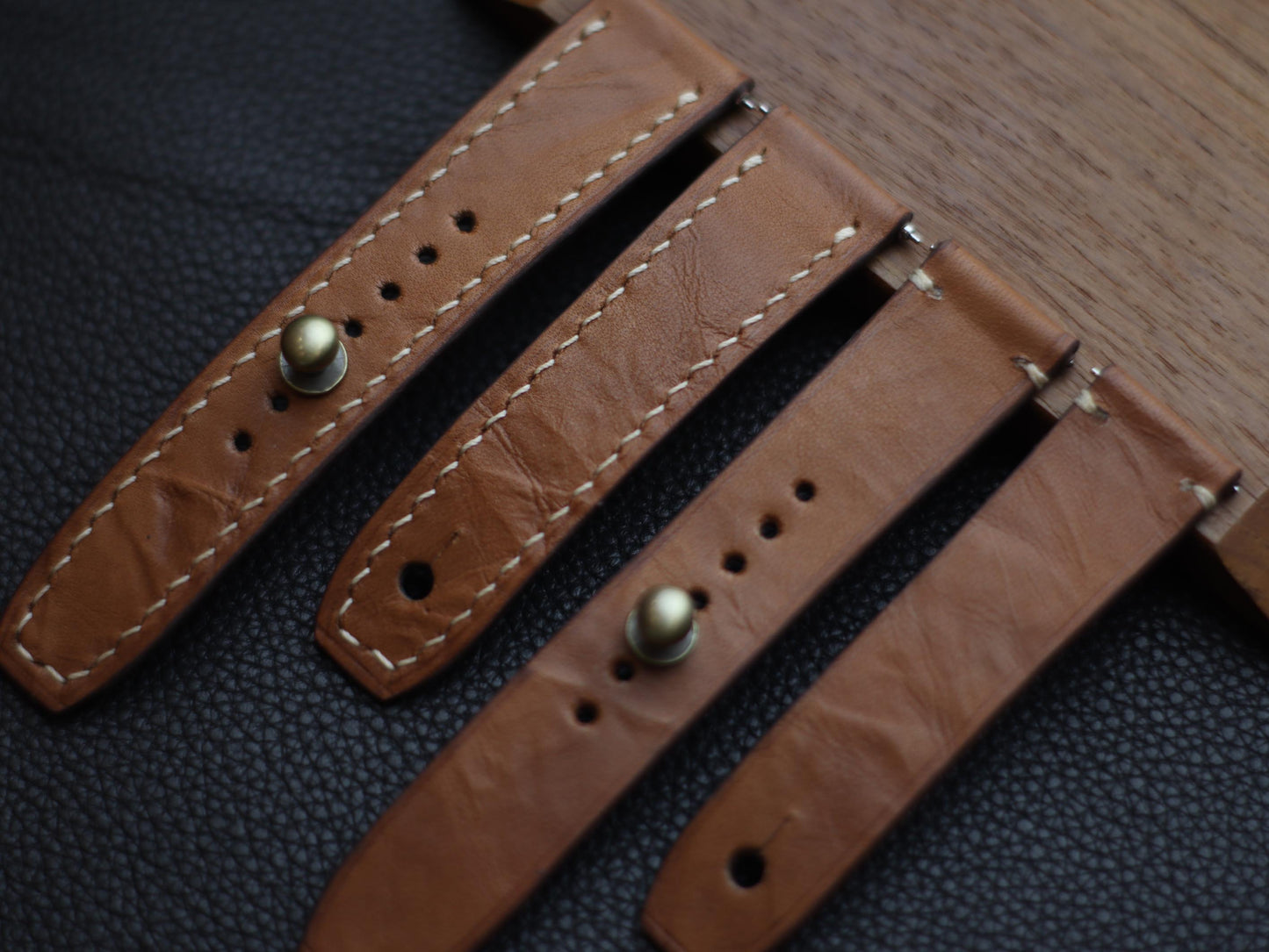 CHESTNUT BROWN (BEACH) - FULL STITCHED WATCH STRAPS grip