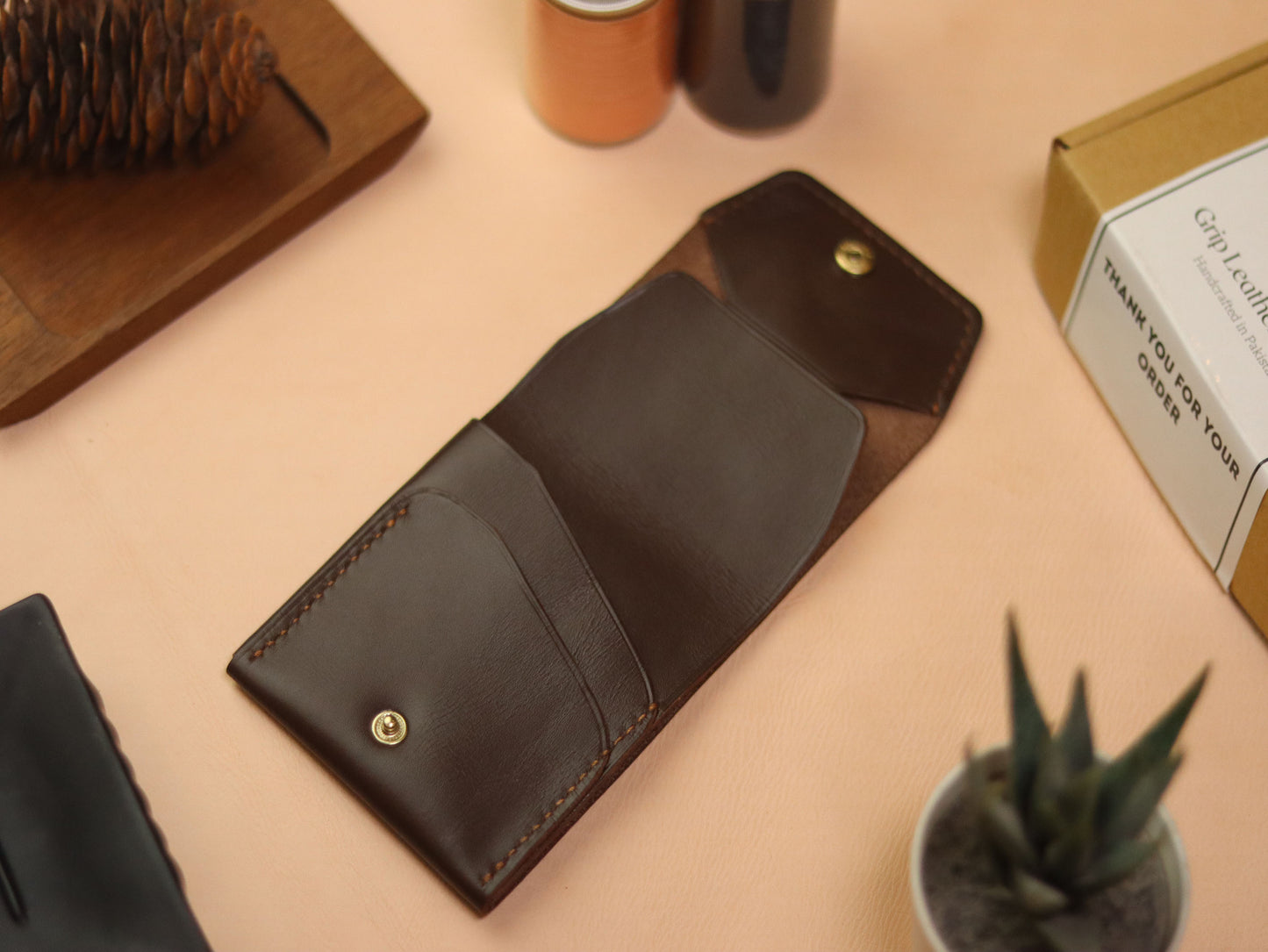CARVES MINI SMART WALLET DARK  BROWN