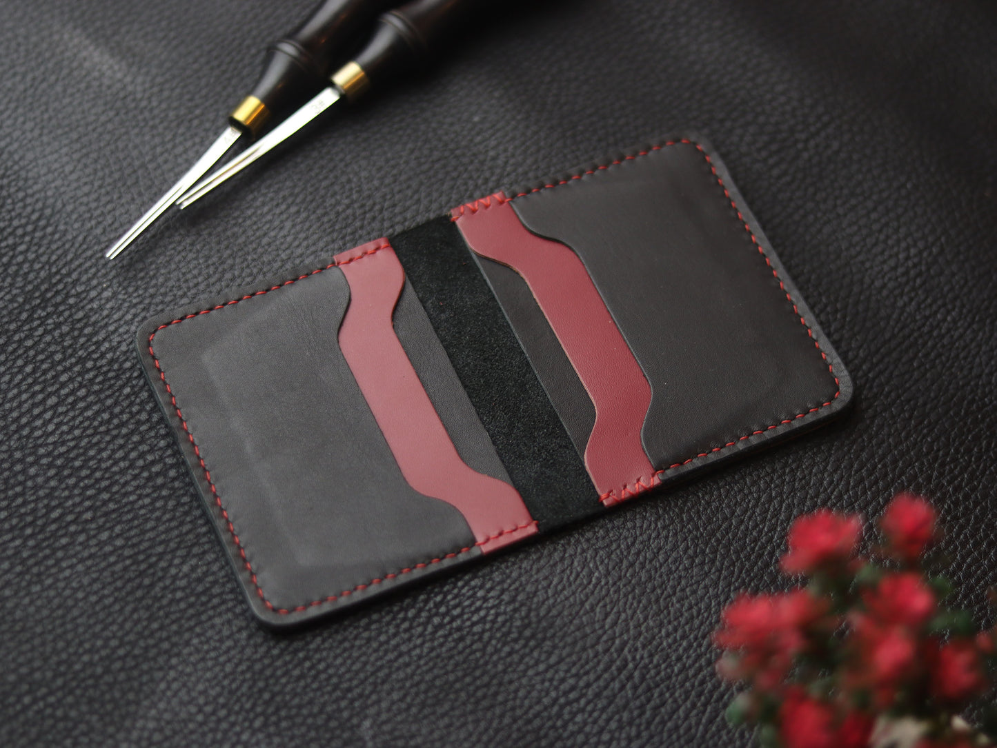 BISON ITALIAN BIFOLD CARD HOLDER - CRIMSON RED & MATTE BLACK GRIP LEATHER GOODS
