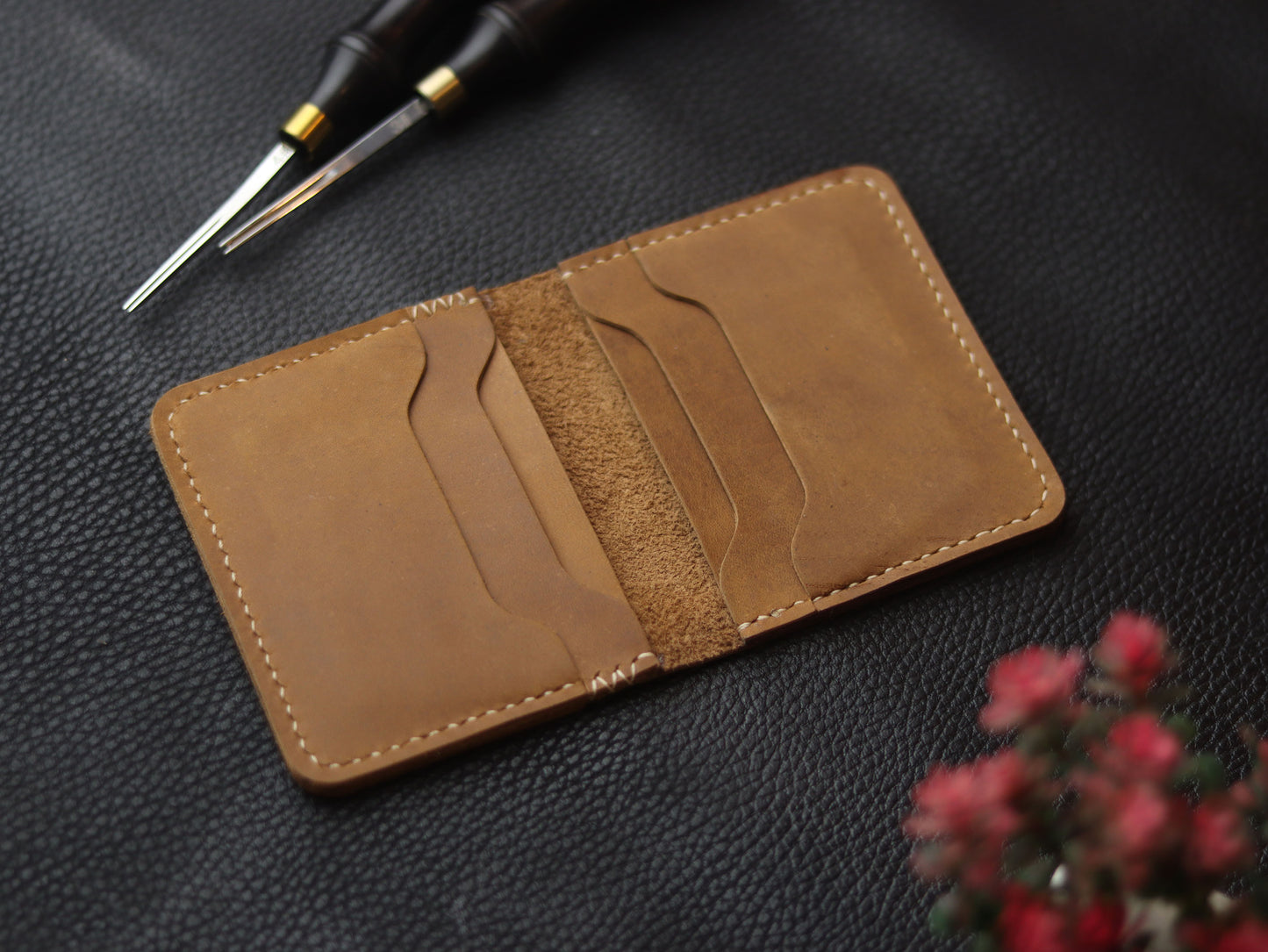 BISON ITALIAN BIFOLD CARD HOLDER - CAMMEL BROWN GRIP LEATHER GOODS