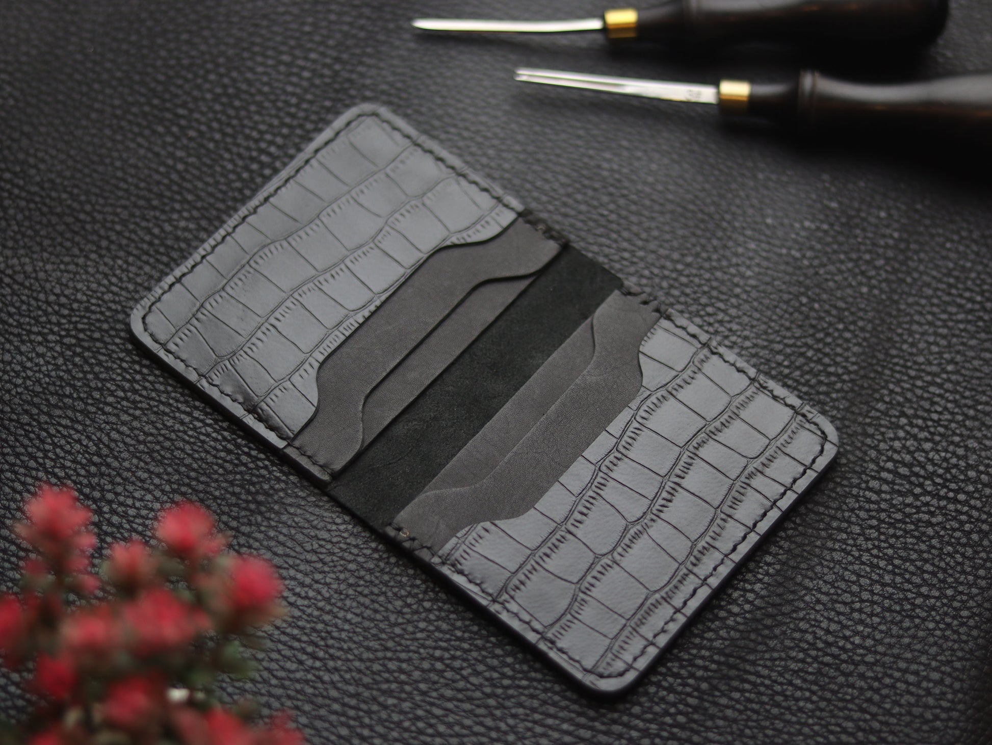 BISON ITALIAN BIFOLD CARD HOLDER - PHANTOM BLACK & MATTE BLACK GRIP LEATHER GOODS