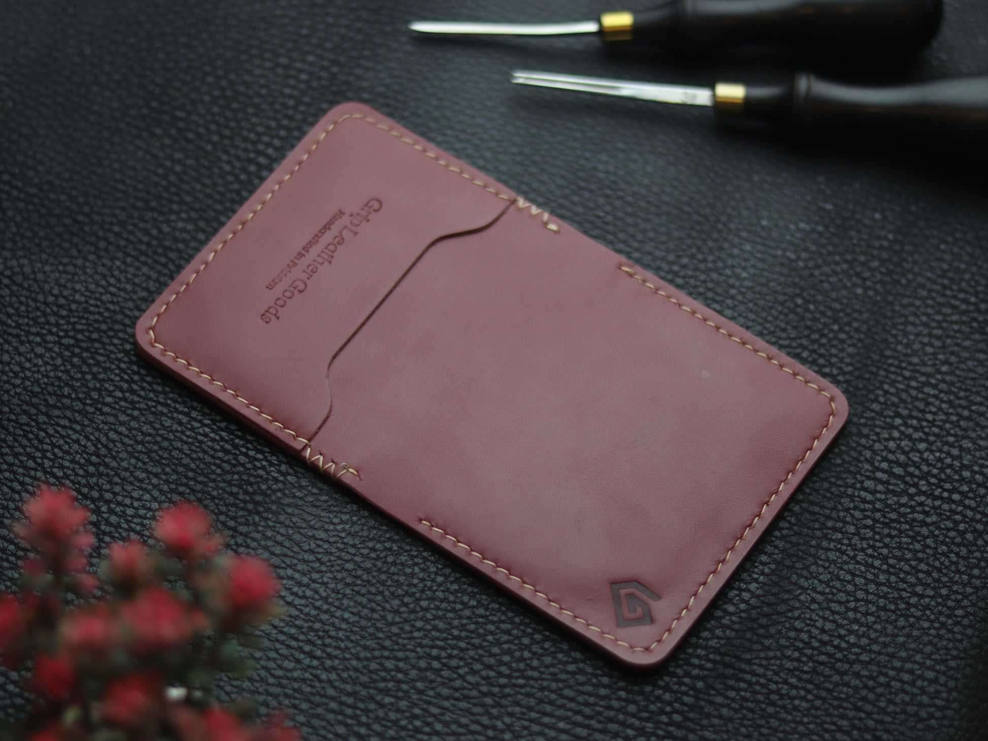 BISON ITALIAN BIFOLD CARD HOLDER - CRIMSON RED GRIP LEATHER GOODS