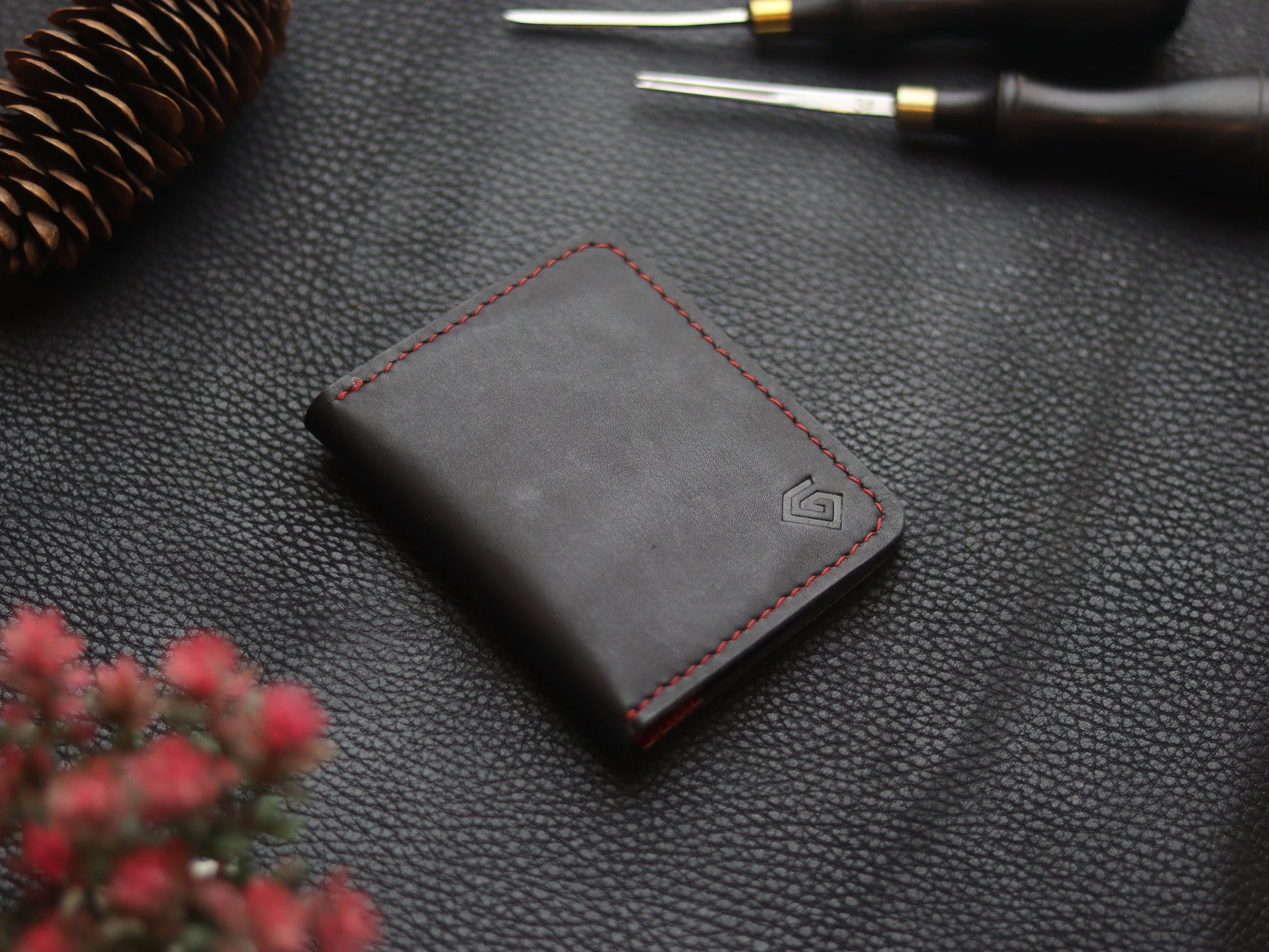 BISON ITALIAN BIFOLD CARD HOLDER - CRIMSON RED & MATTE BLACK GRIP LEATHER GOODS