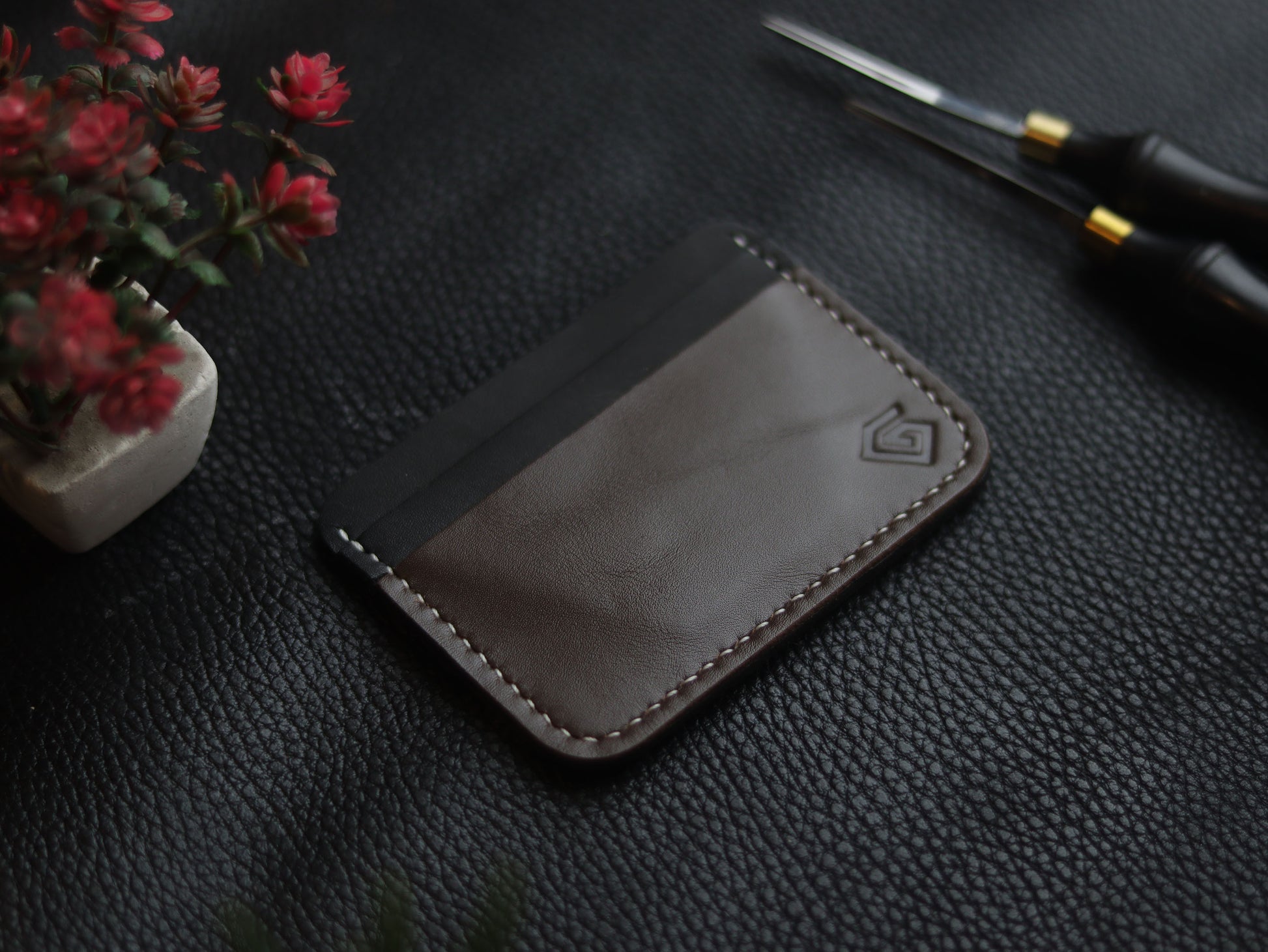 MINIMAL PROPER - DARK BROWN grip
