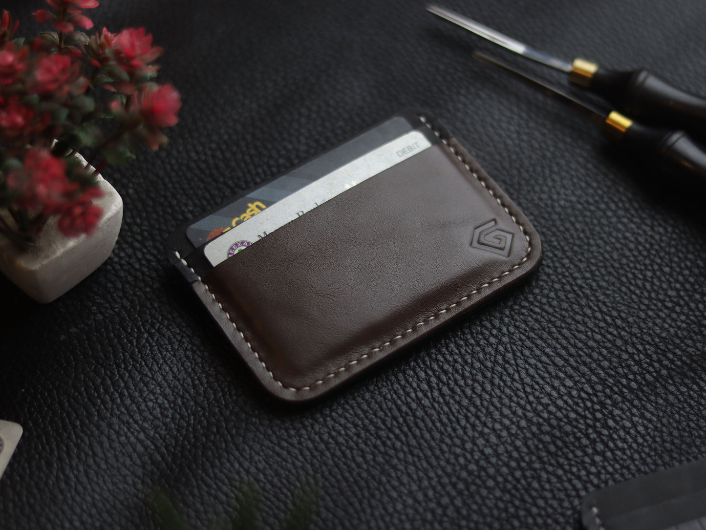 MINIMAL PROPER - DARK BROWN grip