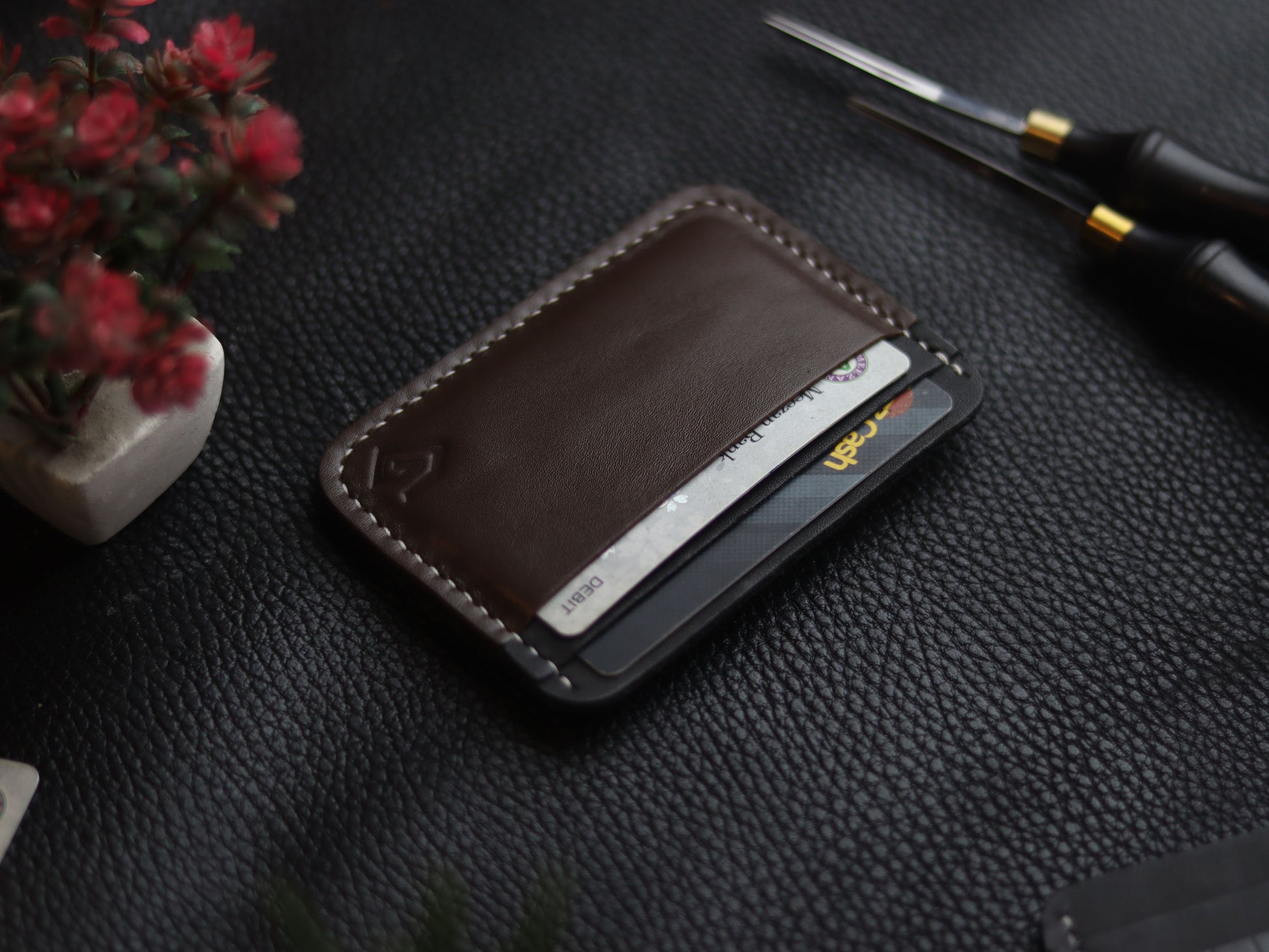MINIMAL PROPER - DARK BROWN grip