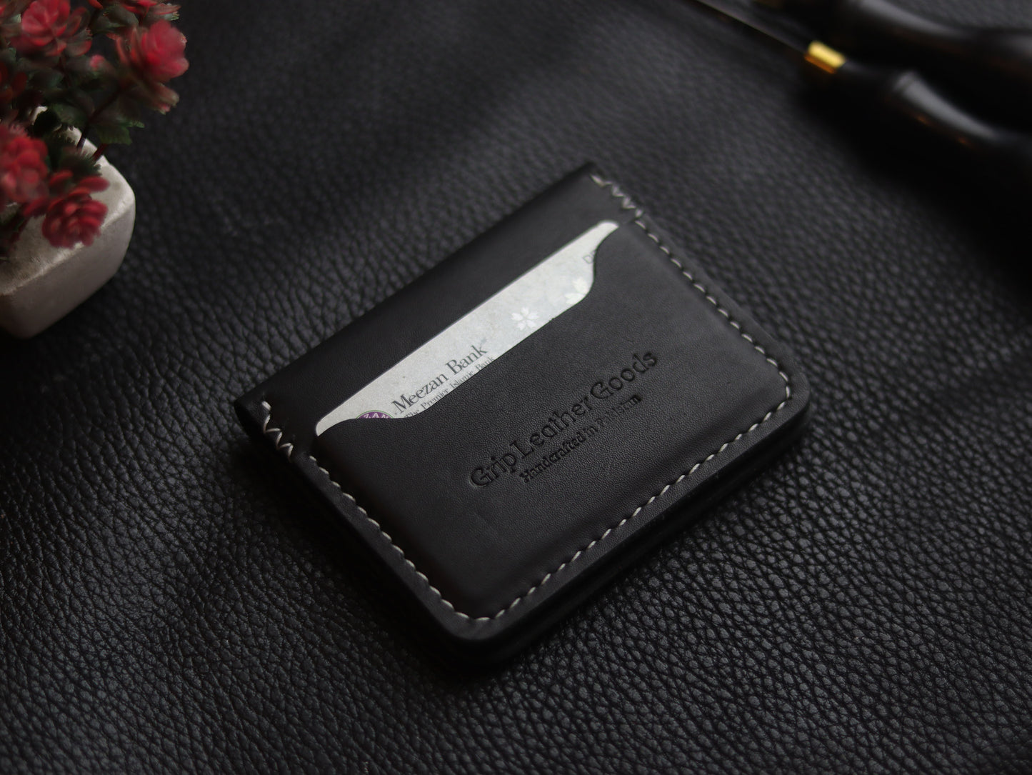 BISON ITALIAN BIFOLD CARD HOLDER - MATTE BLACK GRIP LEATHER GOODS