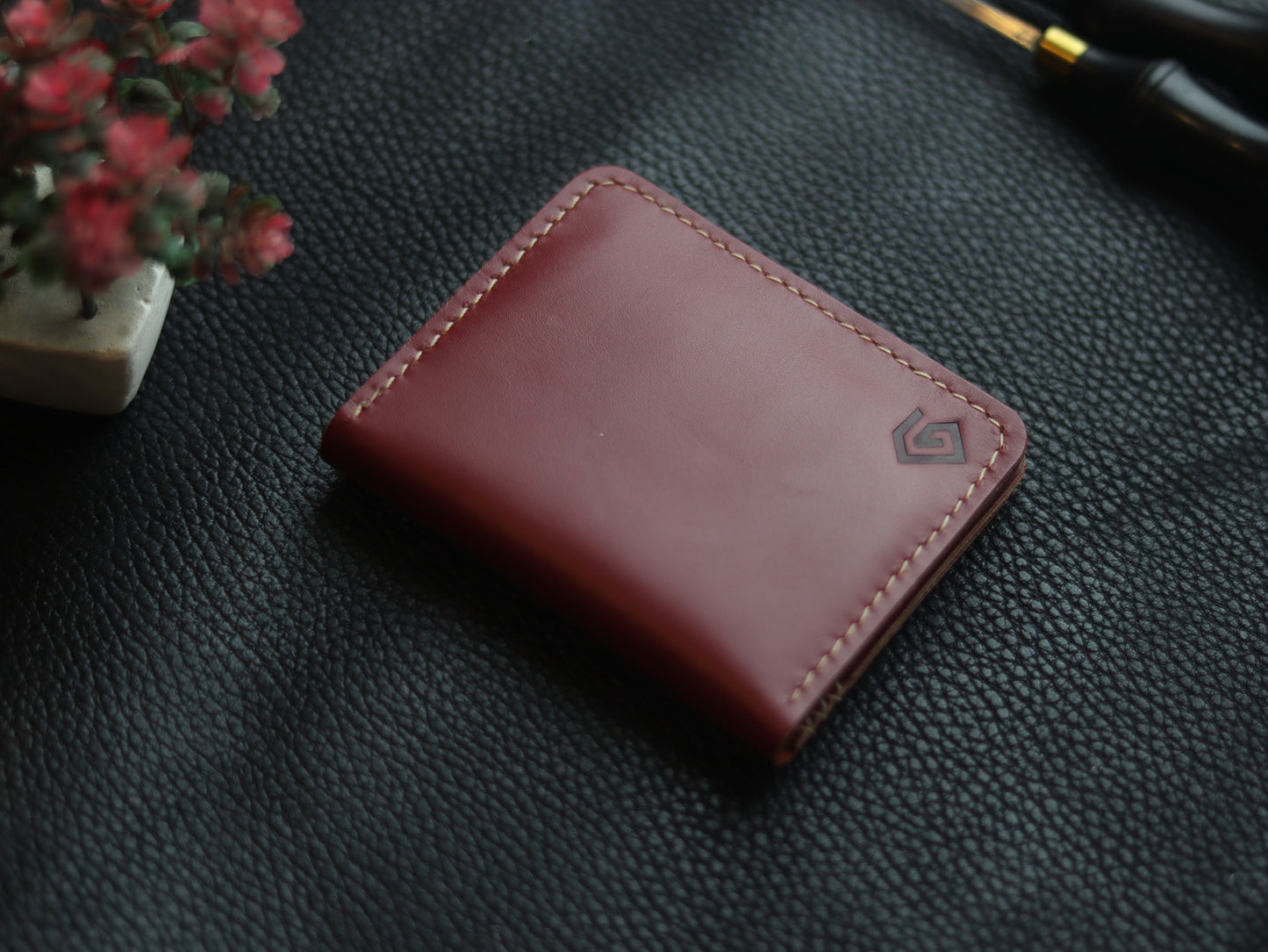 BISON ITALIAN BIFOLD CARD HOLDER - CRIMSON RED GRIP LEATHER GOODS