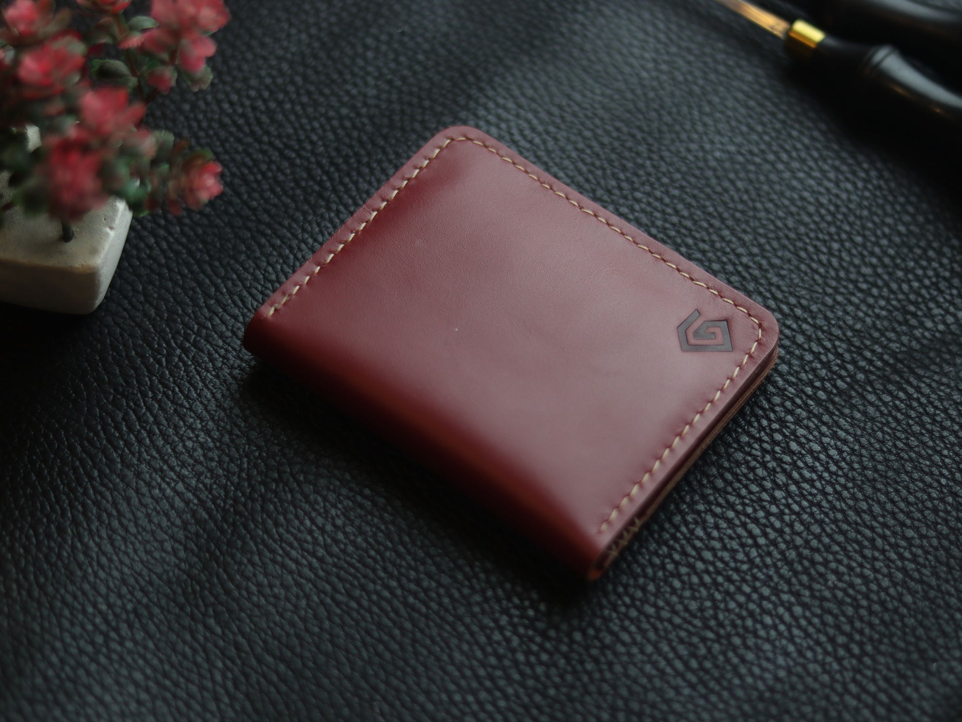 BISON ITALIAN BIFOLD CARD HOLDER - CRIMSON RED GRIP LEATHER GOODS