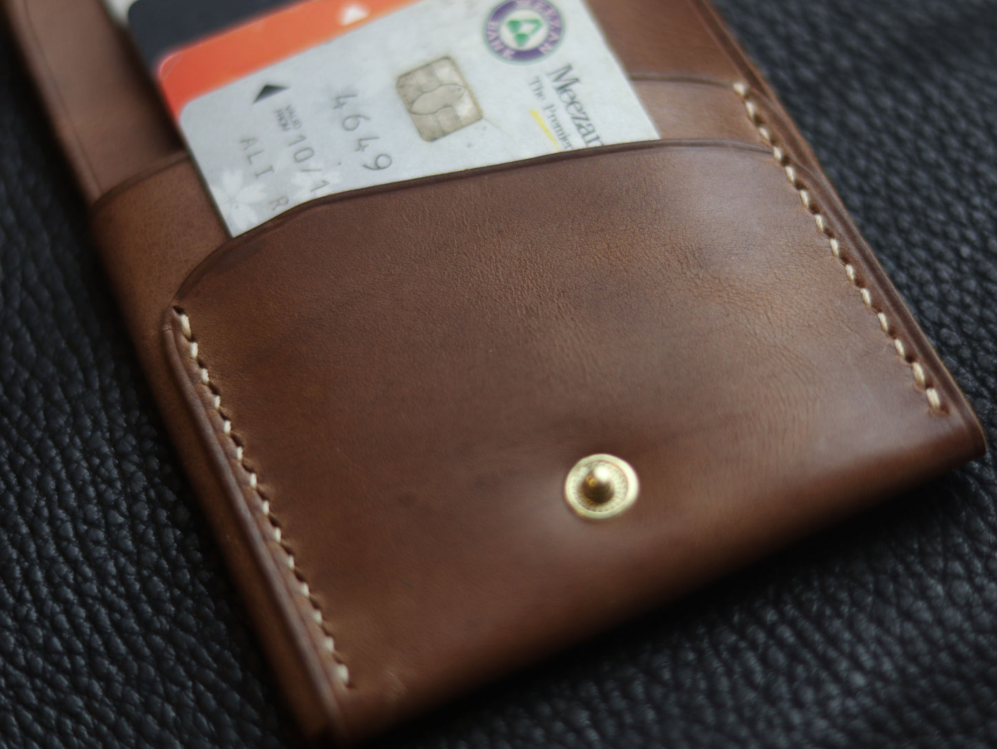 CARVES MINI SMART WALLET COFFEE BROWN GRIP LEATHER GOODS