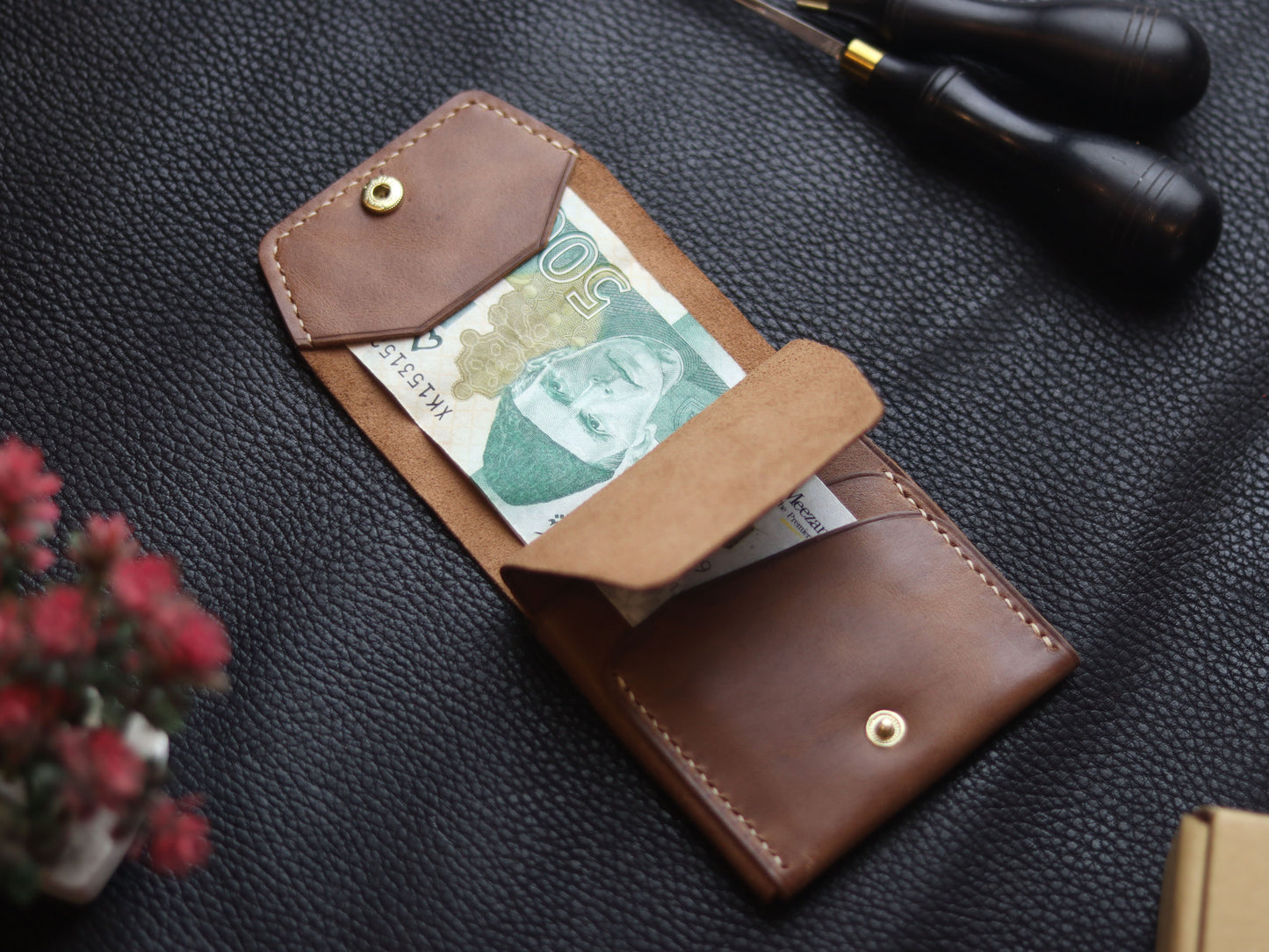 CARVES MINI SMART WALLET COFFEE BROWN GRIP LEATHER GOODS