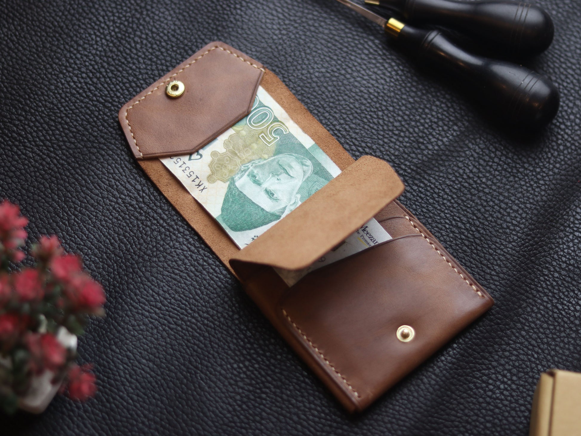 CARVES MINI SMART WALLET COFFEE BROWN GRIP LEATHER GOODS