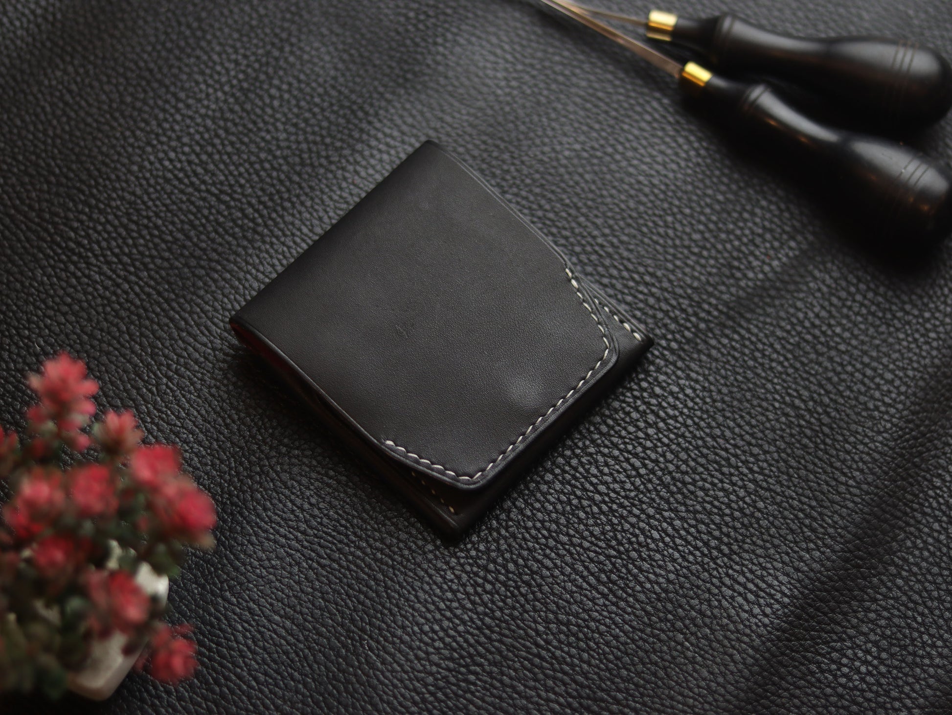 CARVES MINI SMART WALLET CHARCOLE BLACK &  BURGUNDY GRIP LEATHER GOODS
