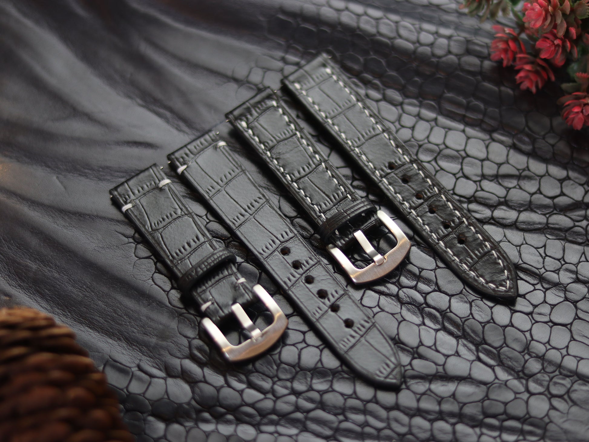 LEATHER STRAPS PHANTOM BLACK (WHITE  ) FULL STITCHED GRIP LEATHER GOODS