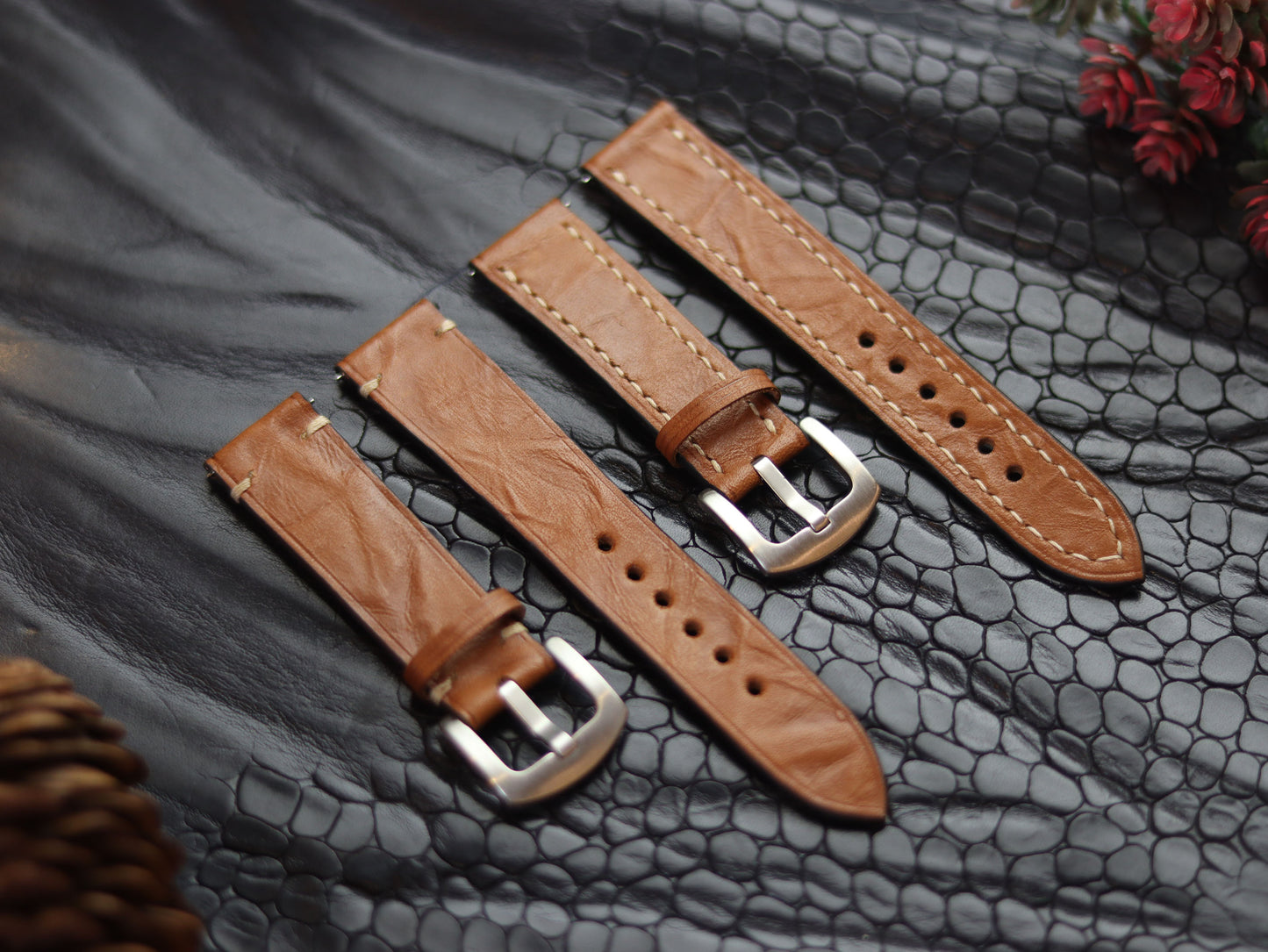 LEATHER STRAPS TEN BROWN (BEACH)  MINIMAL STITCHED GRIP LEATHER GOODS