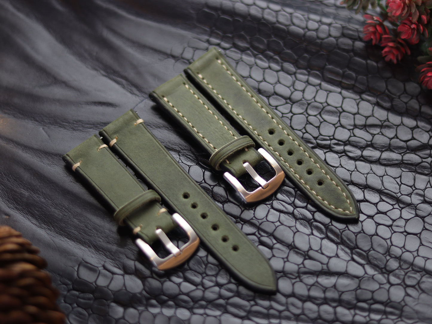 LEATHER STRAPS EMERALD GREEN (BEACH)  MINIMAL  STITCHED GRIP LEATHER GOODS