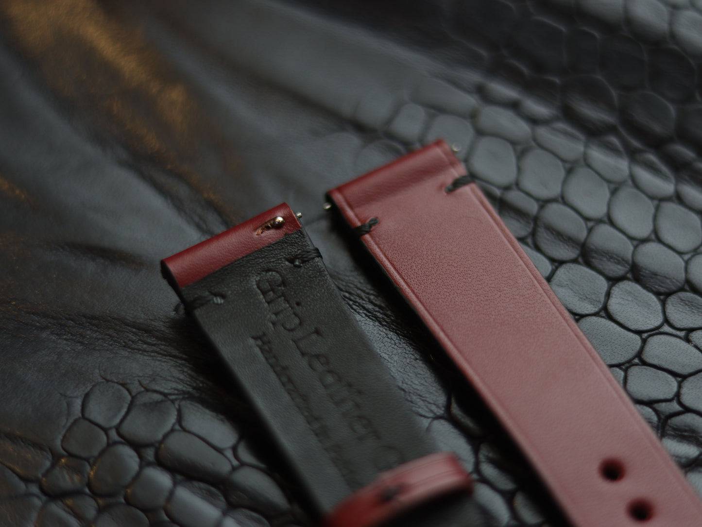 LEATHER STRAPS CRIMSON RED (BLACK)  MINIMAL STITCHED GRIP LEATHER GOODS