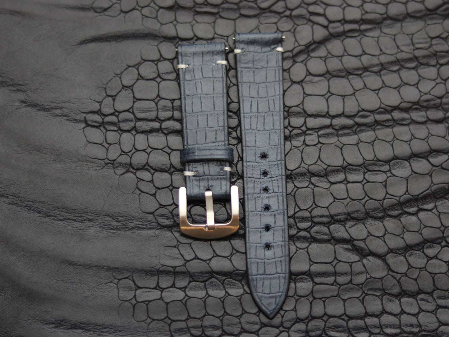 LEATHER STRAPS IMPERIAL BLUE (WHITE)  MINIMAL STITCHED GRIP LEATHER GOODS