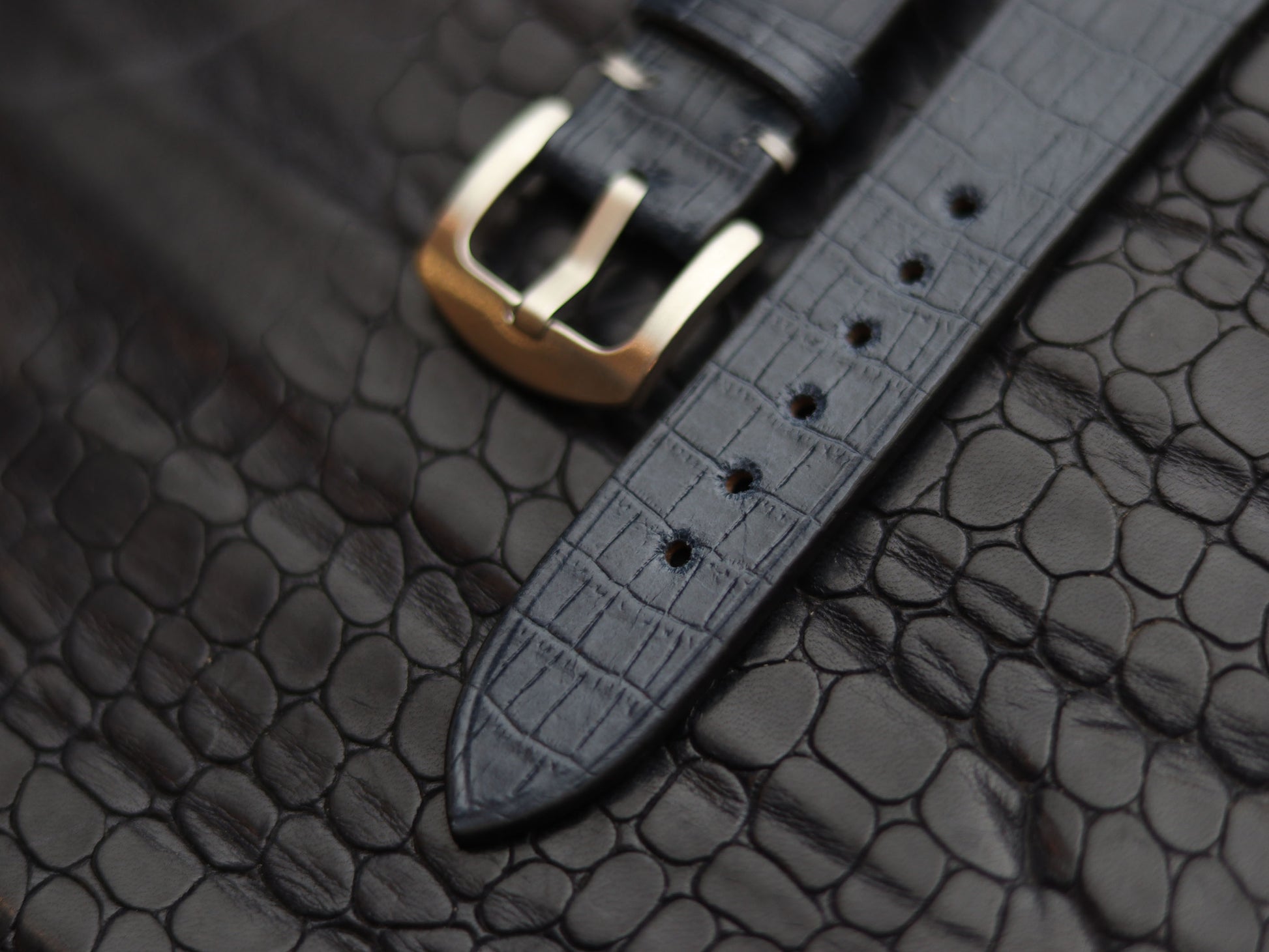 LEATHER STRAPS IMPERIAL BLUE (WHITE)  MINIMAL STITCHED GRIP LEATHER GOODS