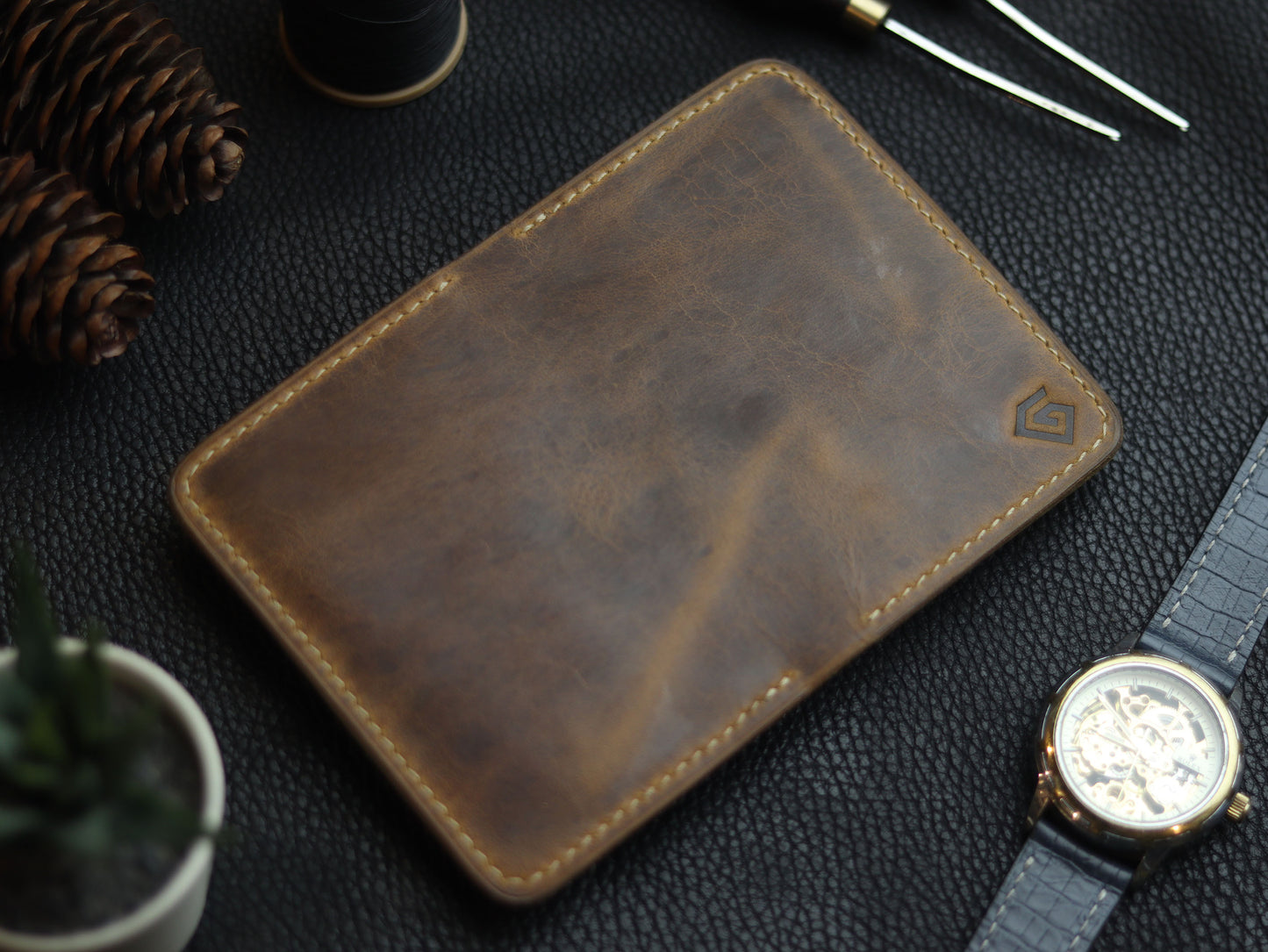 HUDSON SLIM BI-FOLD WALLET BRUNETTE BROWN & MATTE BLACK GRIP LEATHER GOODS