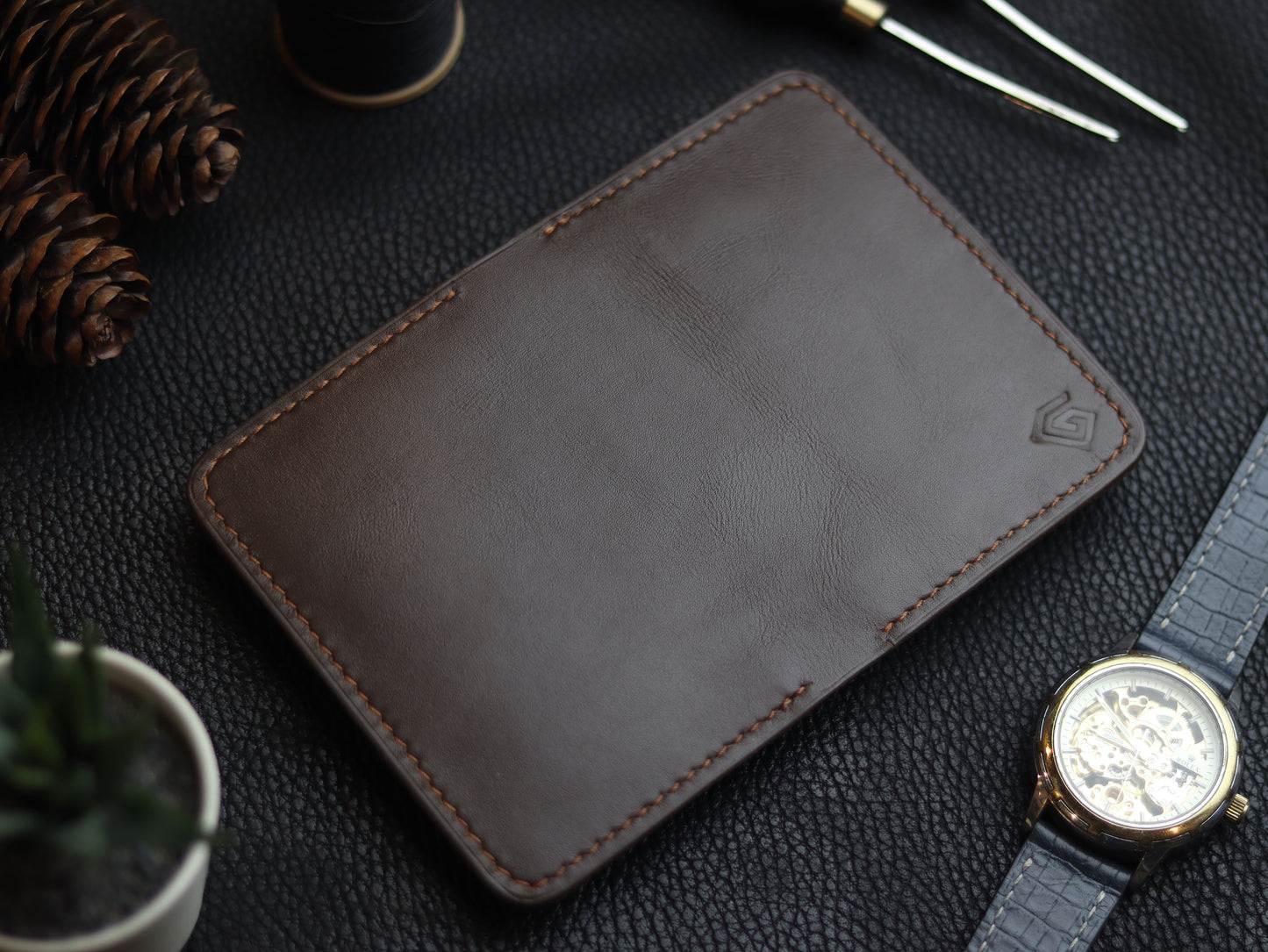 HUDSON SLIM BI-FOLD WALLET RUSTIC BROWN & MATTE BLACK GRIP LEATHER GOODS