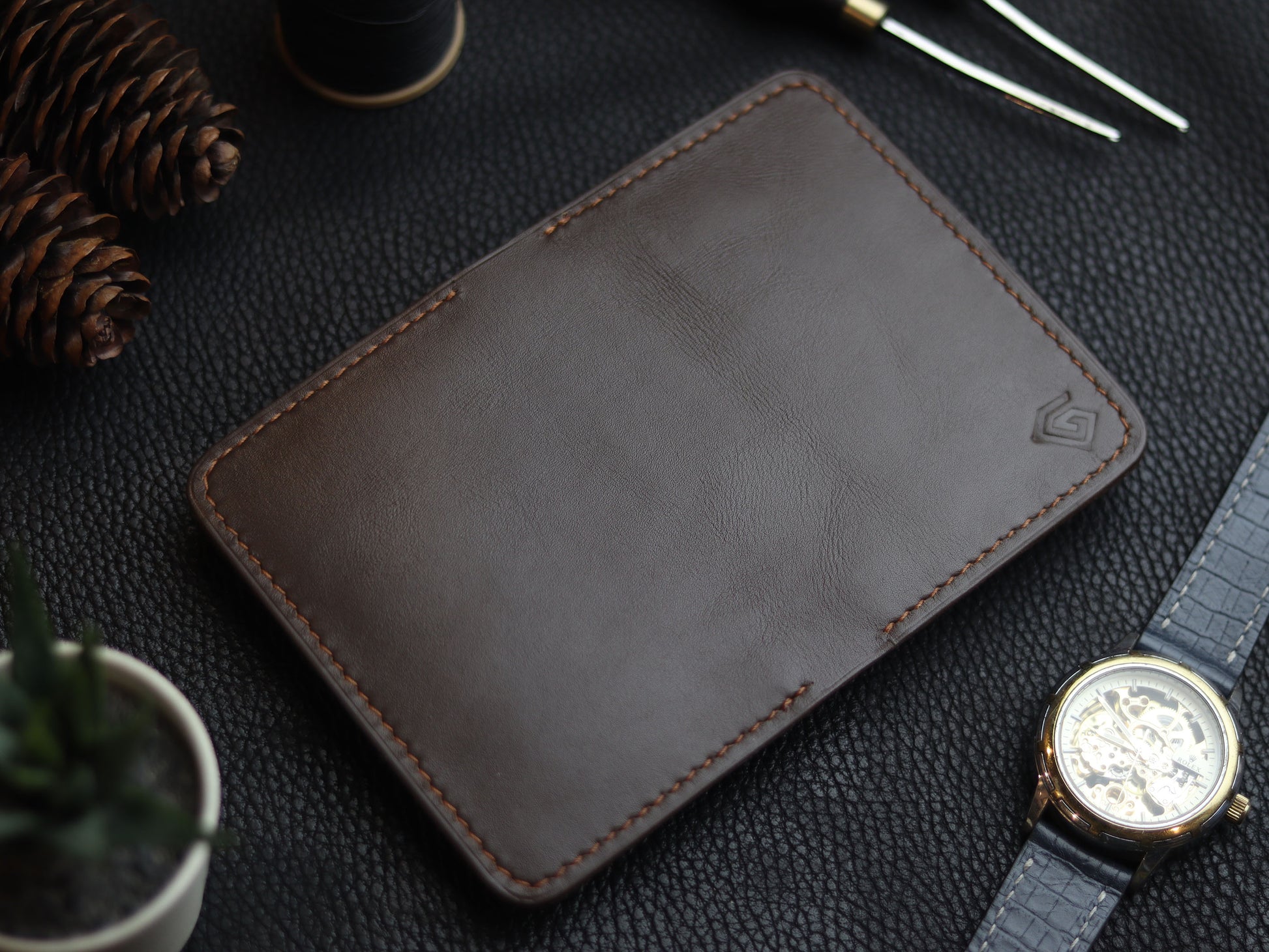 HUDSON SLIM BI-FOLD WALLET RUSTIC BROWN & MATTE BLACK GRIP LEATHER GOODS