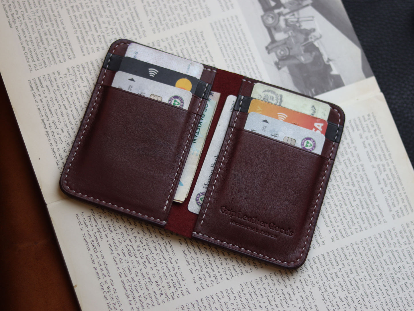 HUDSON SLIM BI-FOLD WALLET VINTAGE RED & MATTE BLACK GRIP LEATHER GOODS