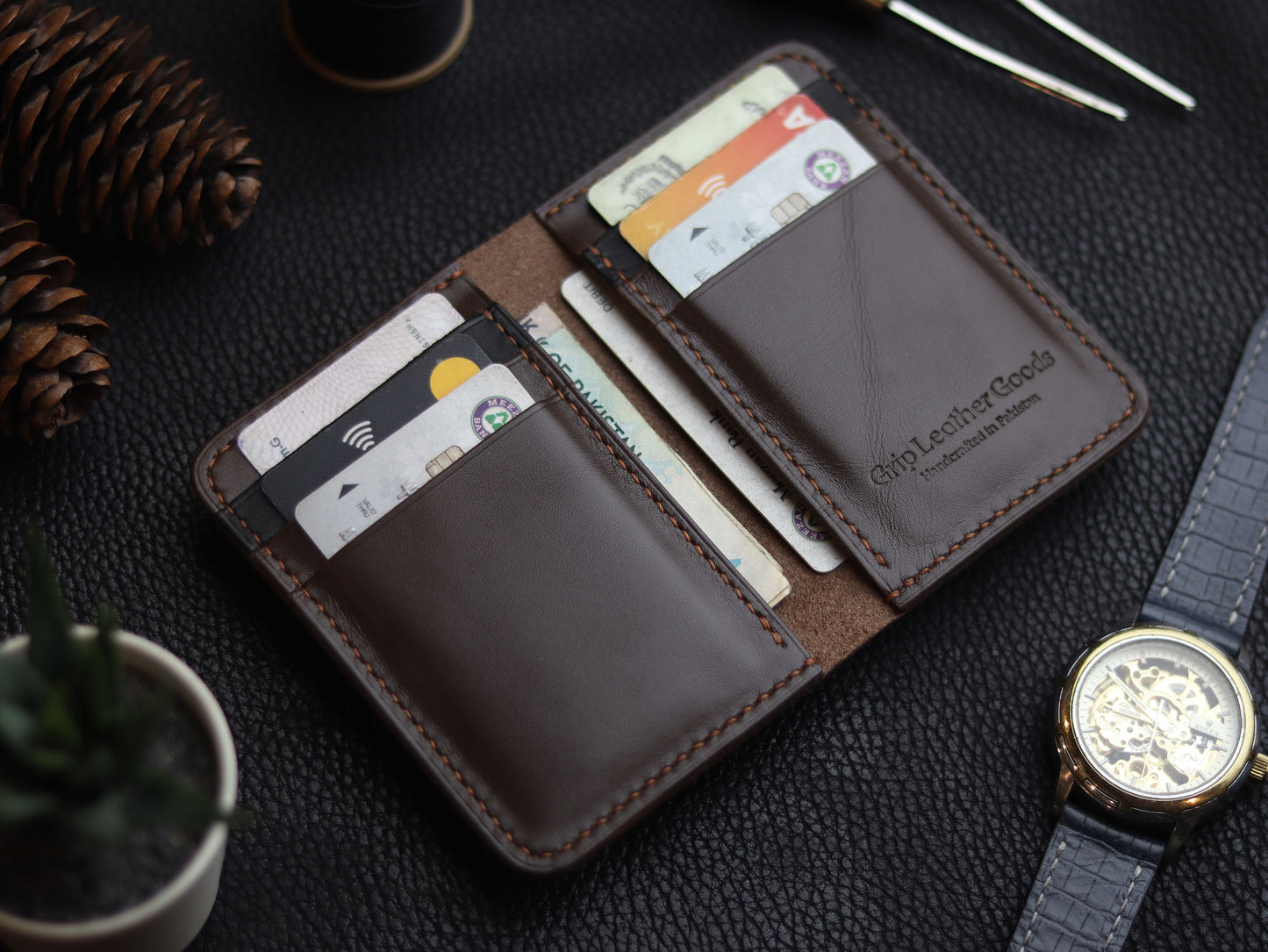 HUDSON SLIM BI-FOLD WALLET RUSTIC BROWN & MATTE BLACK GRIP LEATHER GOODS
